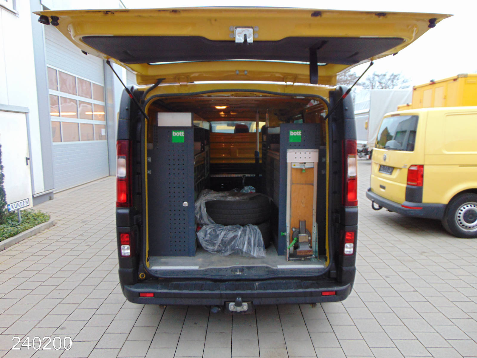 Opel VIVARO 1.6 CDTI L2 -AHK-Bott-Klima-Navi-, Interne Nummer: 240200 Bild Nr. 9