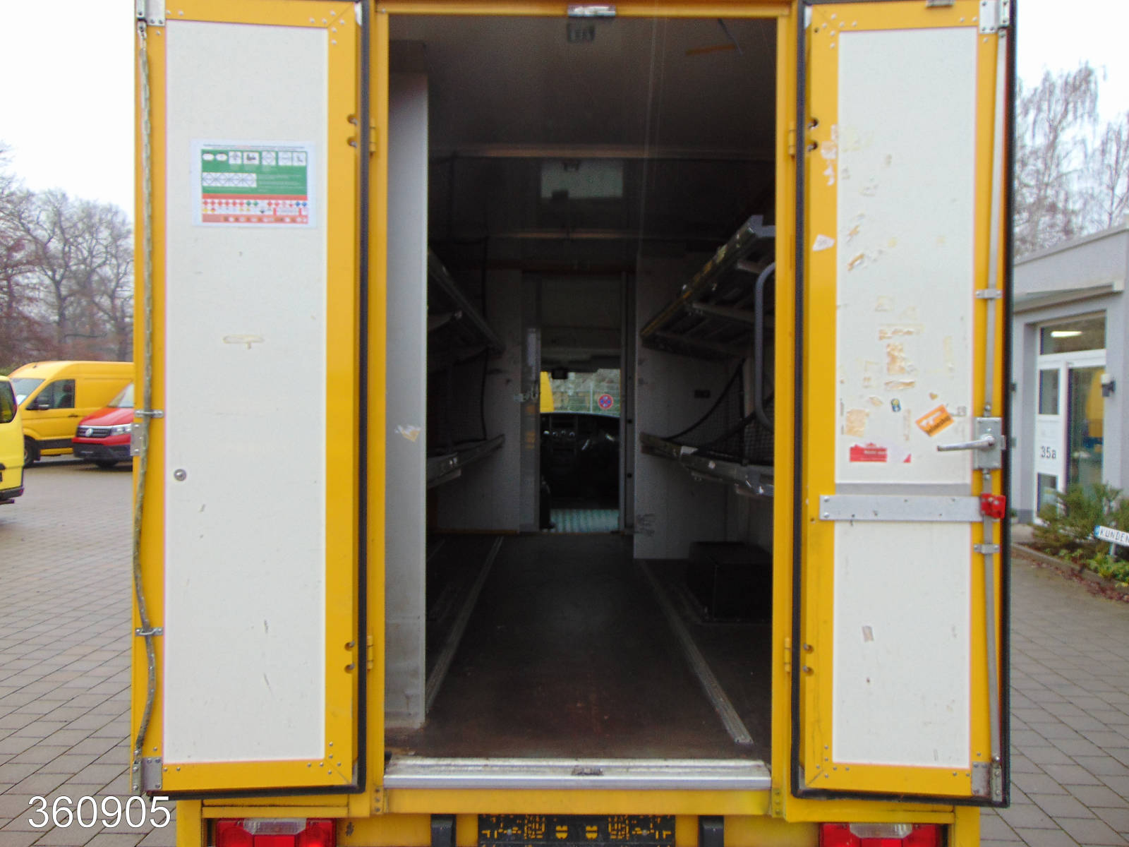 Iveco Daily 35 S 11 A / P Maxi Postkoffer Regalsystem, Interne Nummer: 360905 Bild Nr. 9