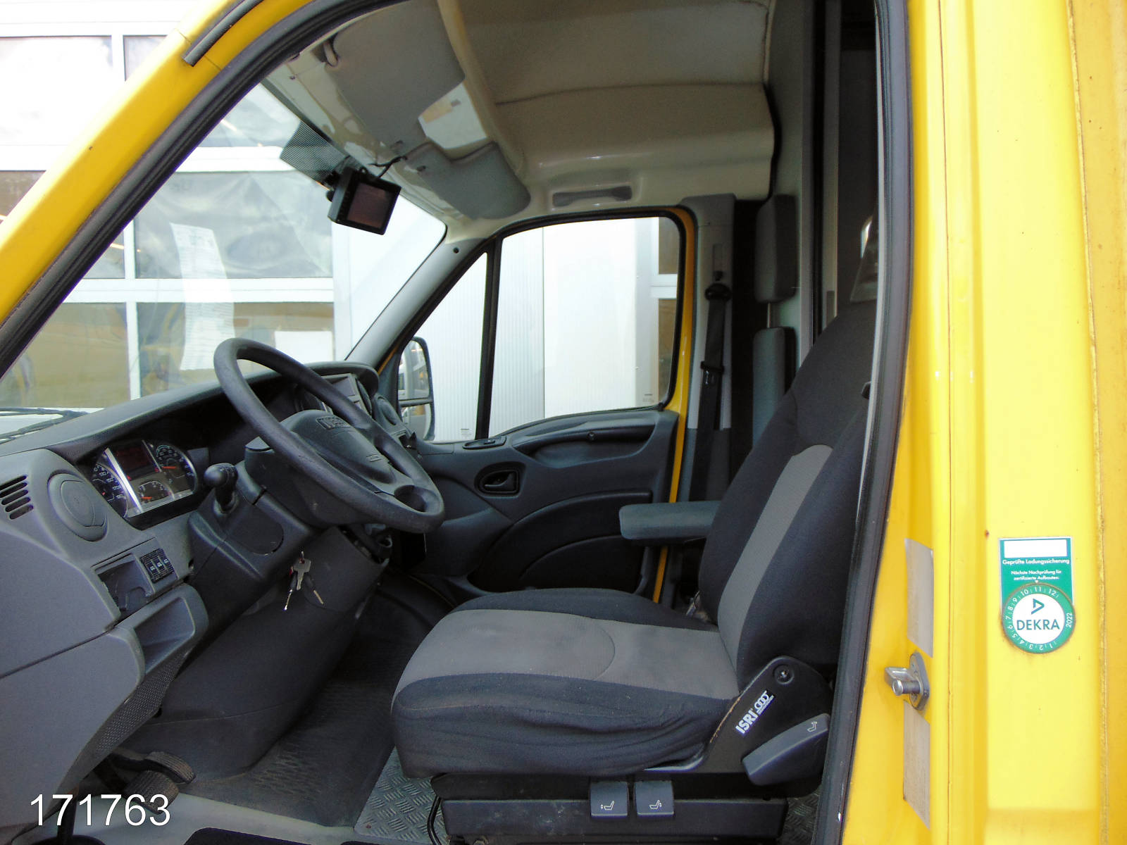 Iveco Daily 35 S 11 A / P Maxi Postkoffer Regalsystem, Interne Nummer: 171763 Bild Nr. 3