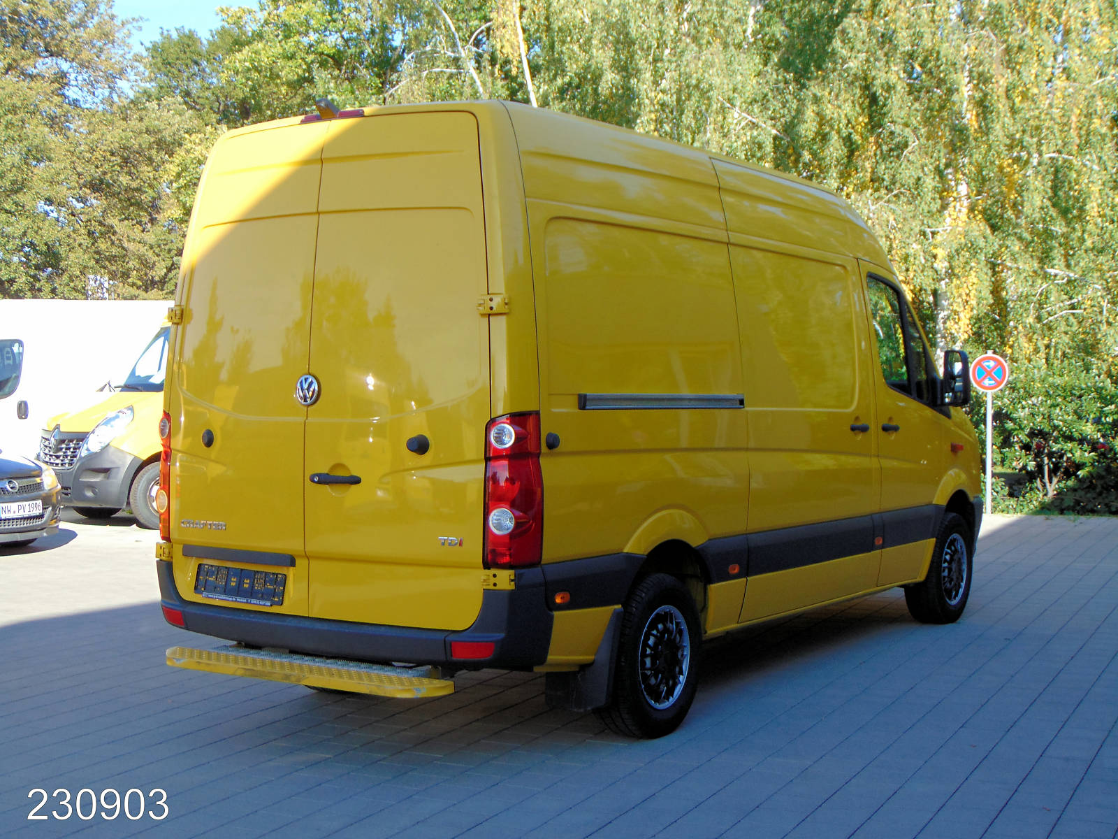 VW Crafter 35 2.0 TDI Regalsystem-Klima-Kamera, Interne Nummer: 230903 Bild Nr. 2