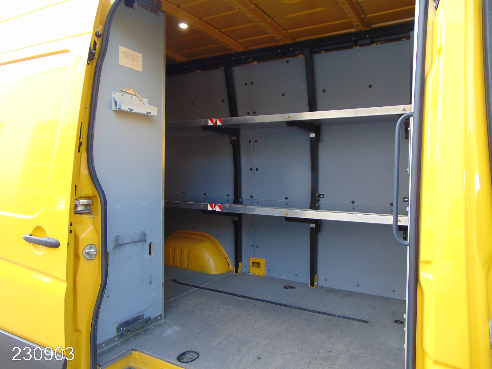 VW Crafter 35 2.0 TDI Regalsystem-Klima-Kamera, Interne Nummer: 230903 Bild Nr. 11