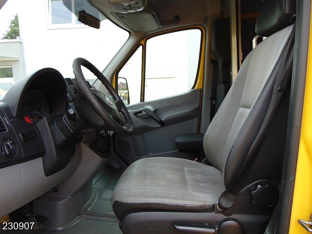 VW Crafter 35 2.0 TDI Regalsystem-Klima-Kamera, Interne Nummer: 230907 Bild Nr. 3