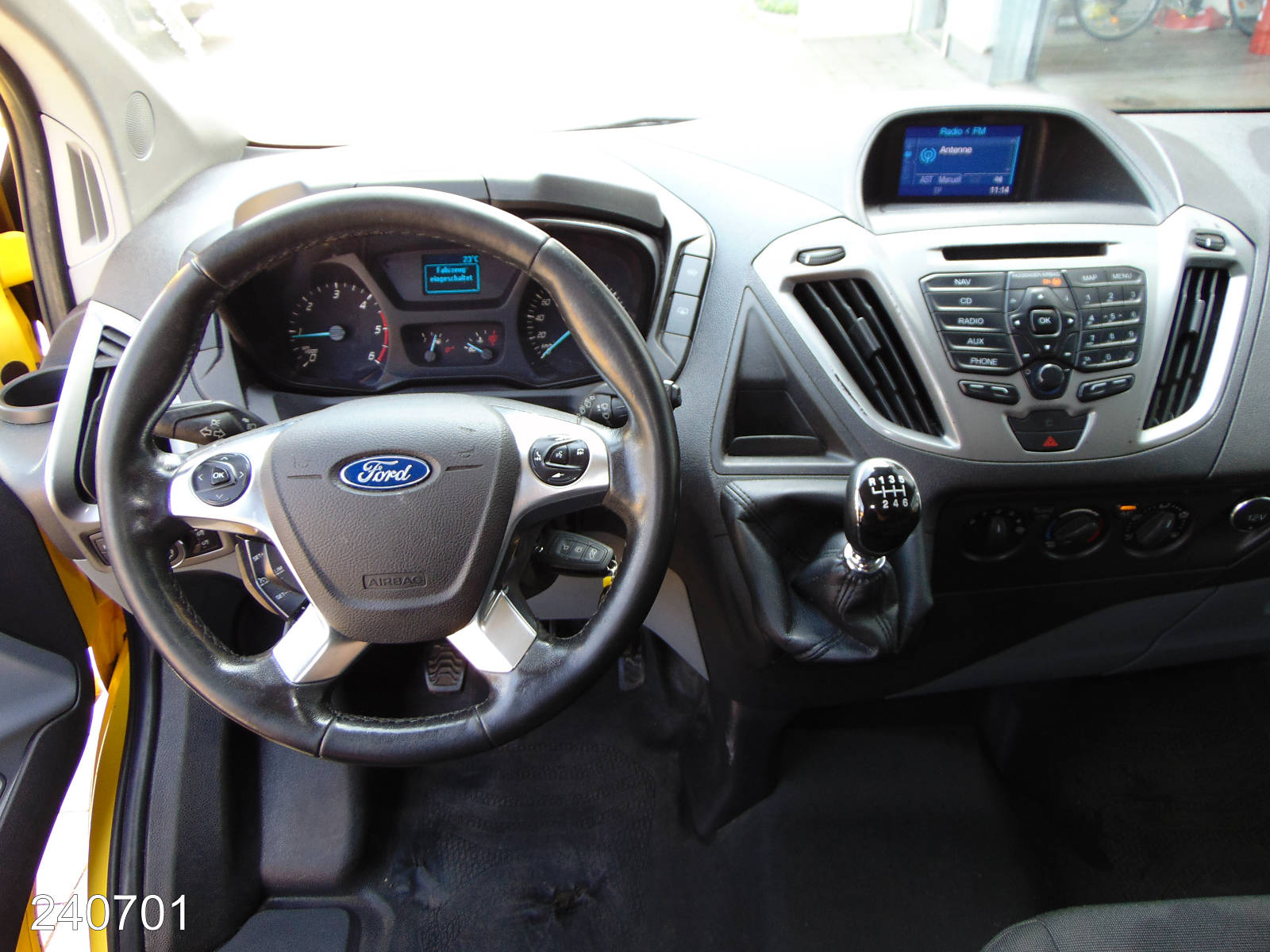 Ford TransitCustom 340 2.0TDCI -Bott-AHK-KLIMA-Navi-, Interne Nummer: 240701 Bild Nr. 4