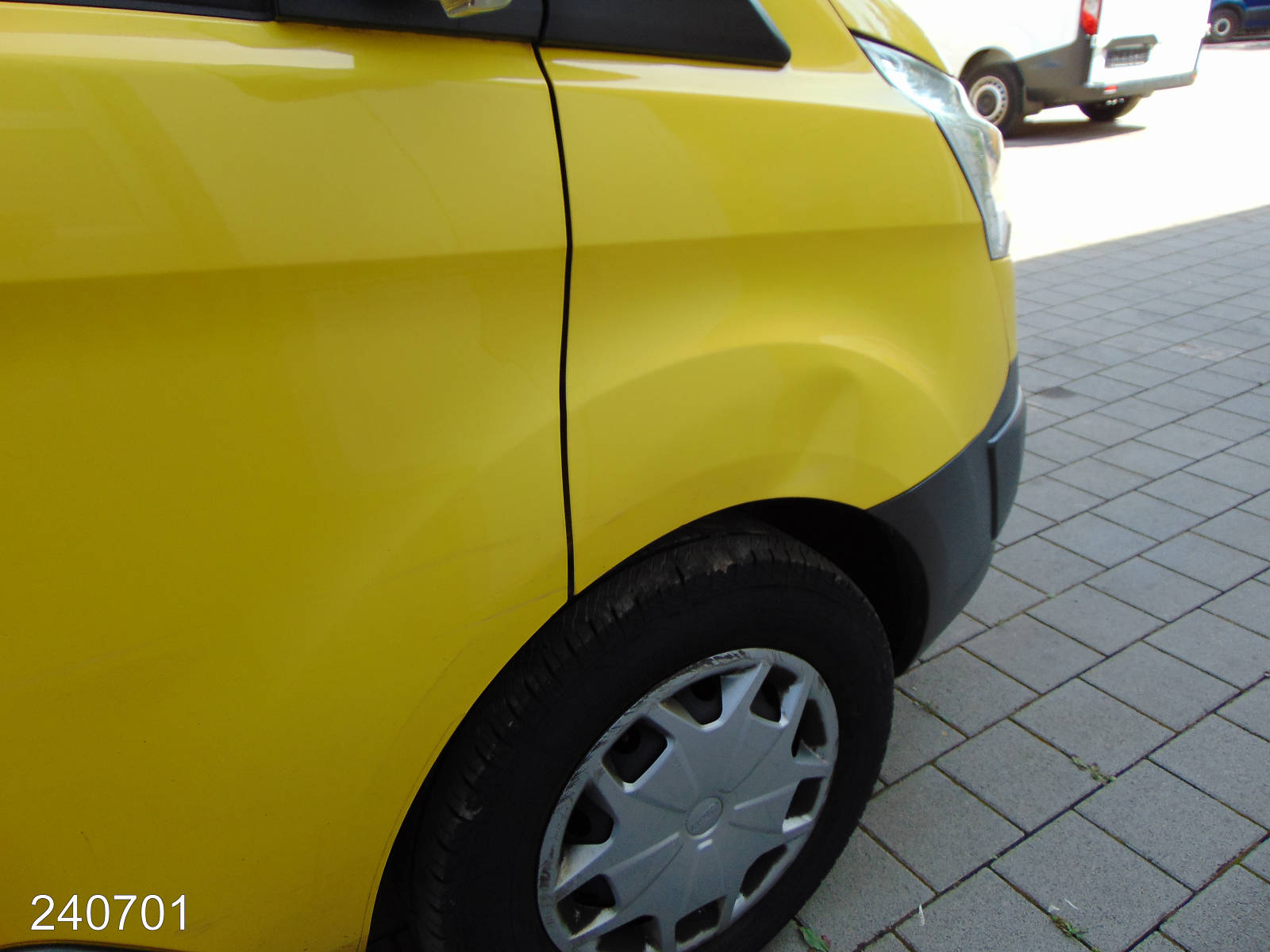 Ford TransitCustom 340 2.0TDCI -Bott-AHK-KLIMA-Navi-, Interne Nummer: 240701 Bild Nr. 14