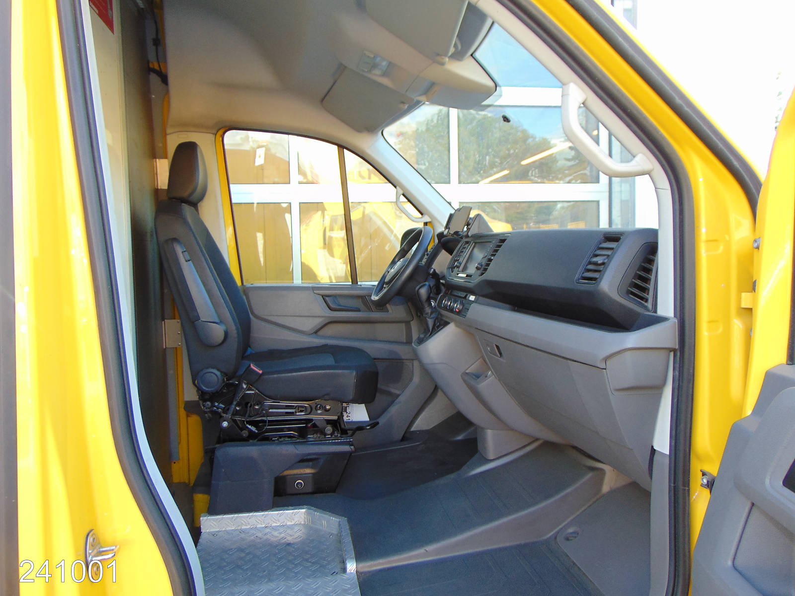 VW Crafter 35 2.0 TDI 140 DSG Regalsystem-Klima-Kamera, Interne Nummer: 241001 Bild Nr. 8