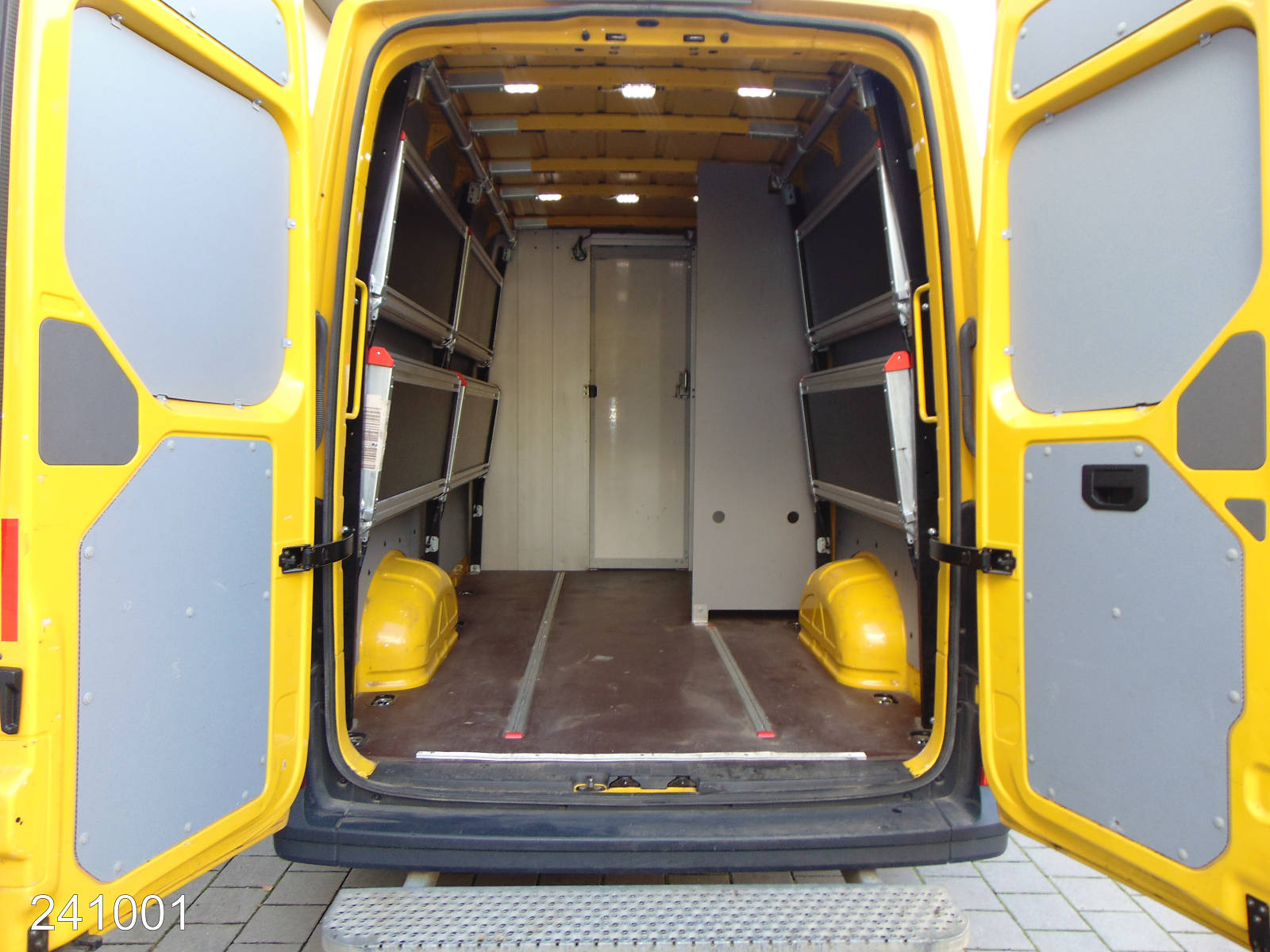 VW Crafter 35 2.0 TDI 140 DSG Regalsystem-Klima-Kamera, Interne Nummer: 241001 Bild Nr. 10