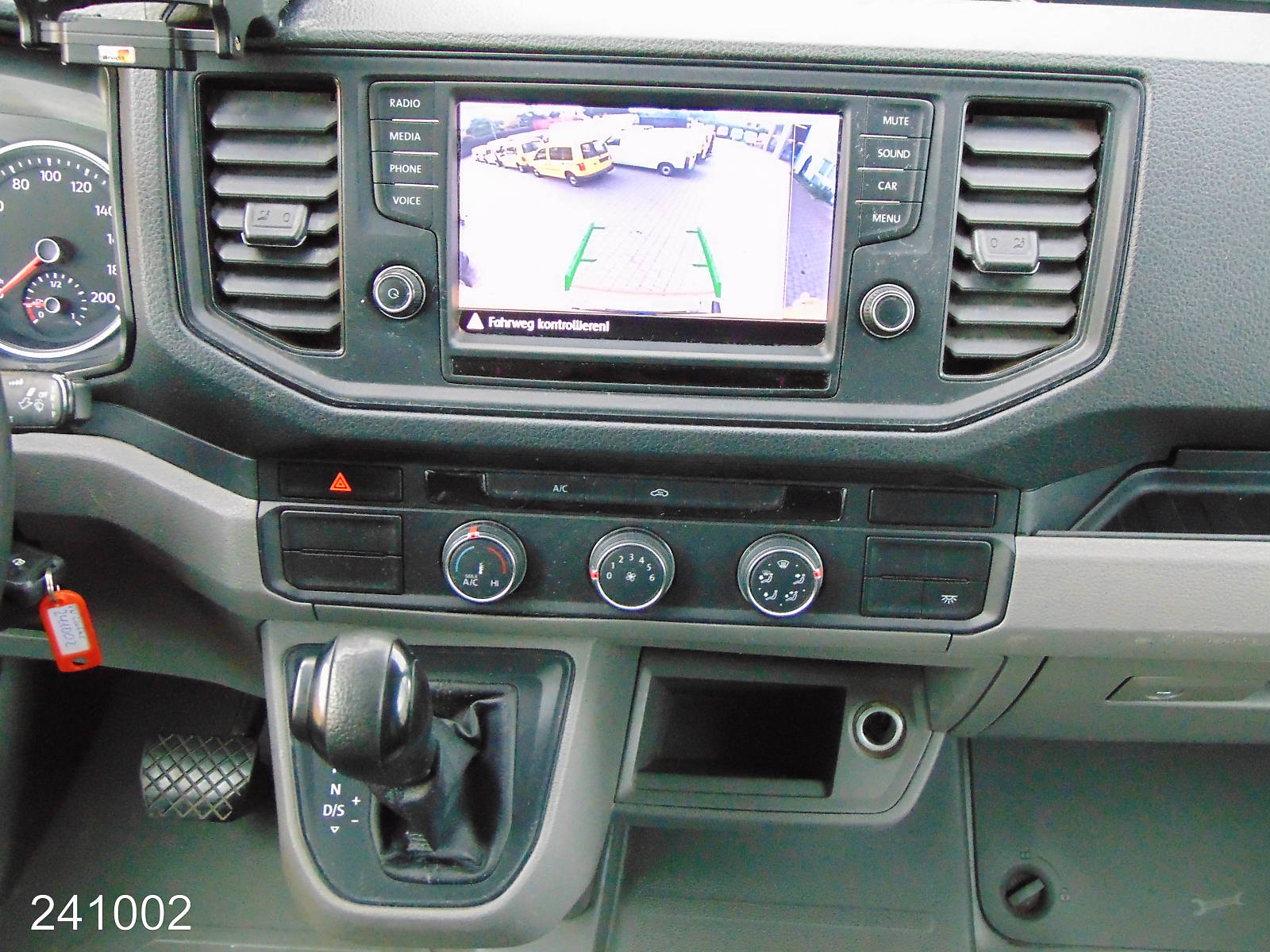VW Crafter 35 2.0 TDI DSG Regalsystem-Klima-Kamera, Interne Nummer: 241002 Bild Nr. 6