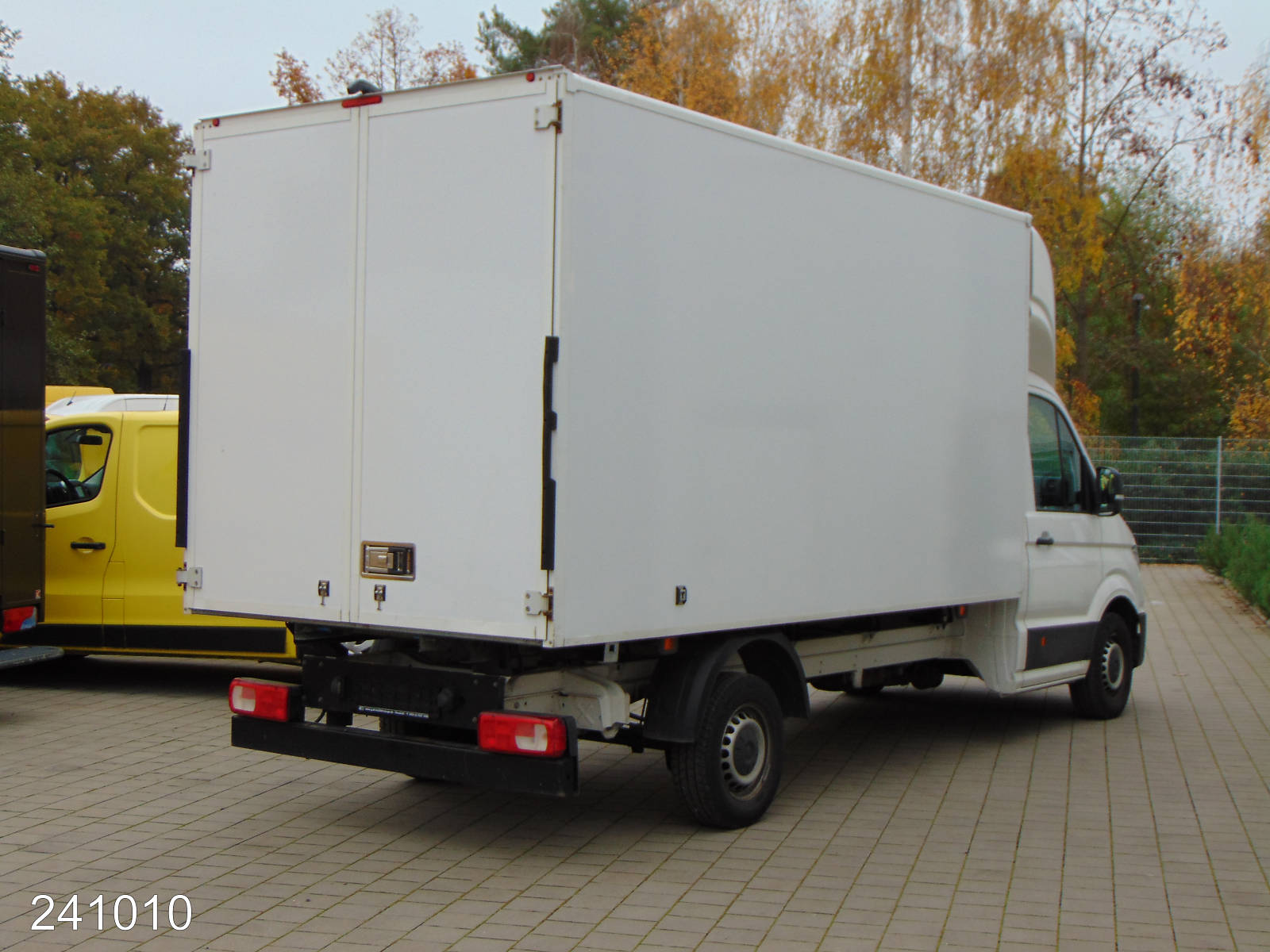 VW Crafter 2.0 TDI 35 180 2.0 TDI Maxi Klima-Kamera, Interne Nummer: 241010 Bild Nr. 2