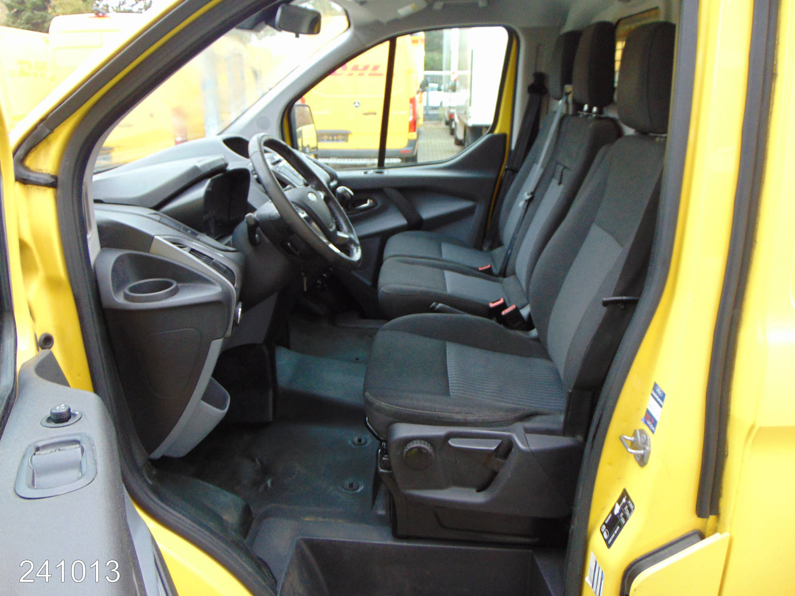 Ford Transit Custom 330 L2 Trend 2.2 TDCI -Bott-AHK-Klima-Navi-, Interne Nummer: 241013 Bild Nr. 3