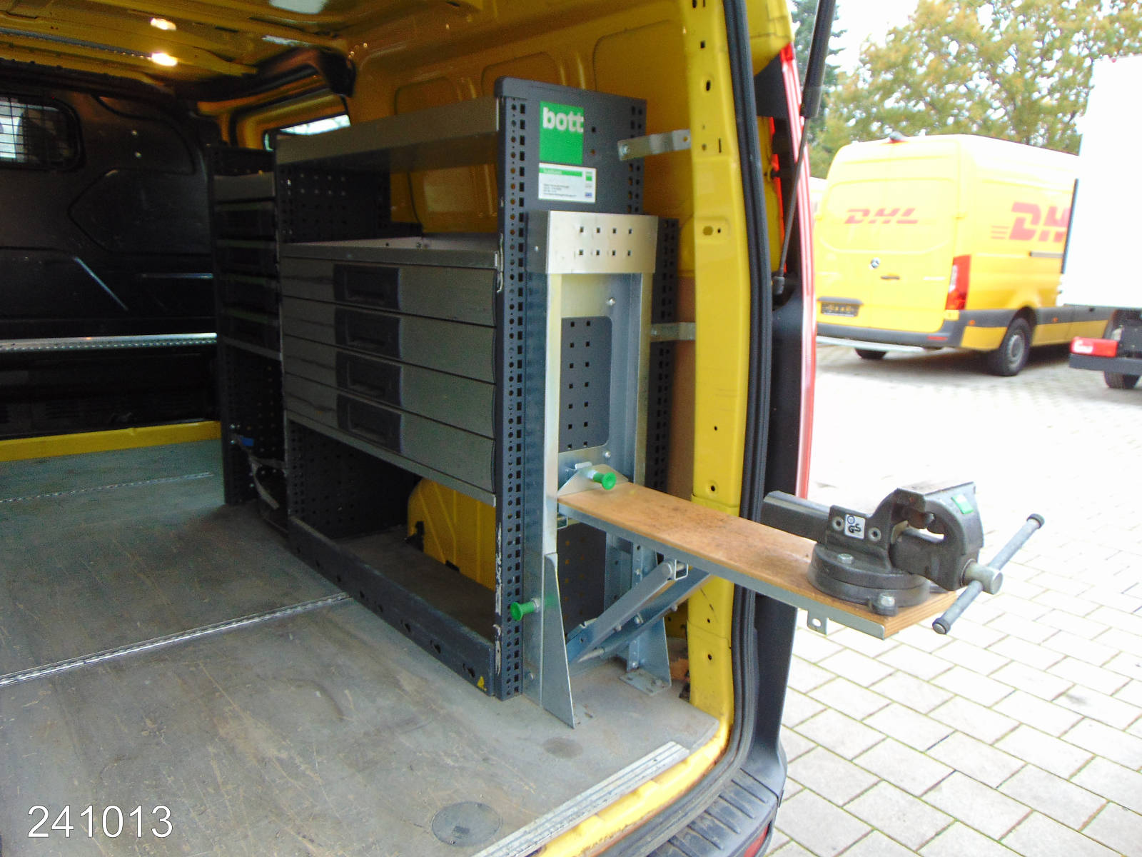 Ford Transit Custom 330 L2 Trend 2.2 TDCI -Bott-AHK-Klima-Navi-, Interne Nummer: 241013 Bild Nr. 12