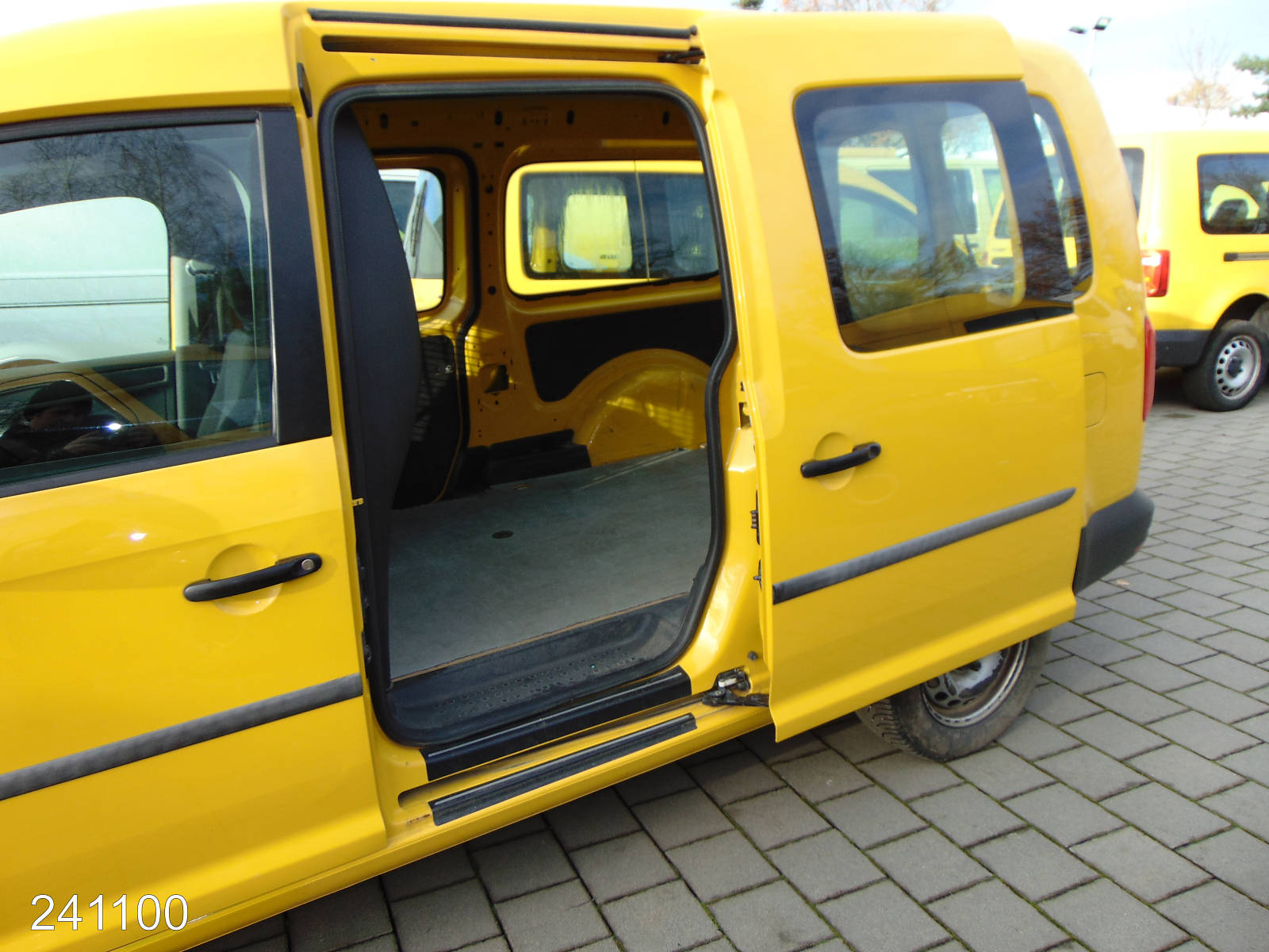 VW Caddy Maxi 2.0 TDI 4Motion 2x Schiebetür-HFT, Interne Nummer: 241100 Bild Nr. 10