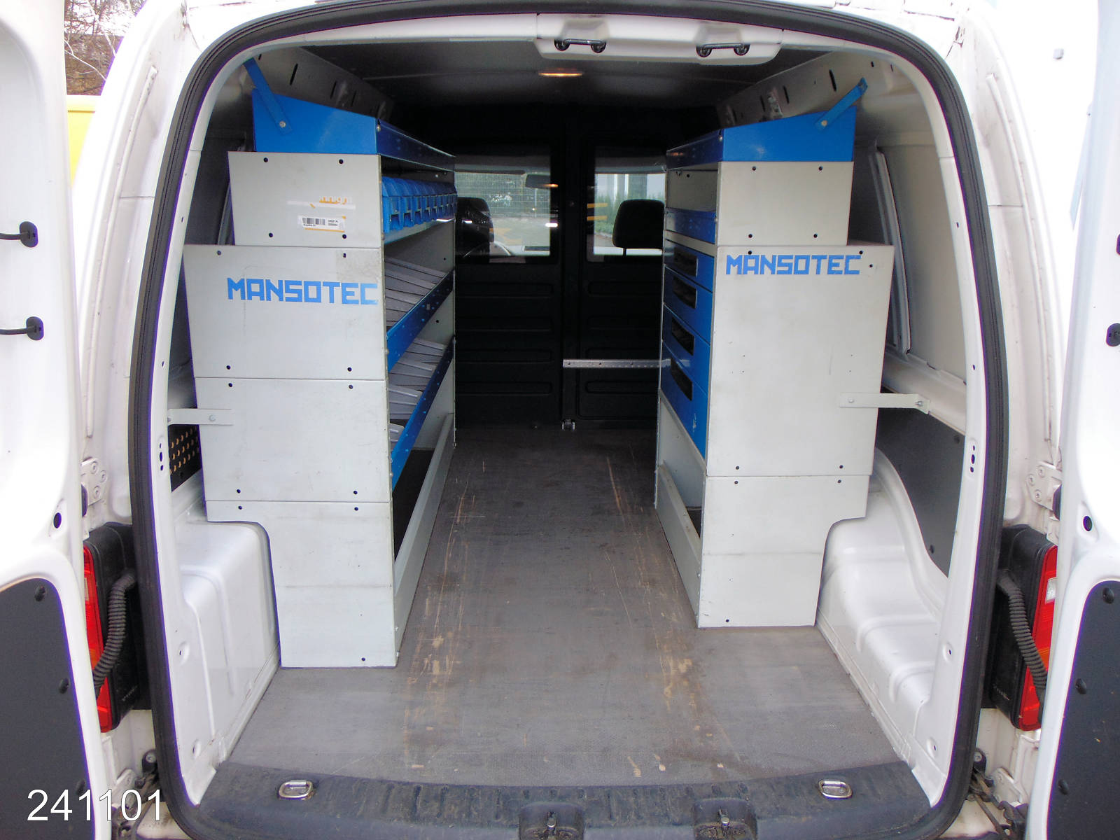 VW Caddy Maxi 2.0 TDI Klima-Regaleinbau-HFT, Interne Nummer: 241101 Bild Nr. 8