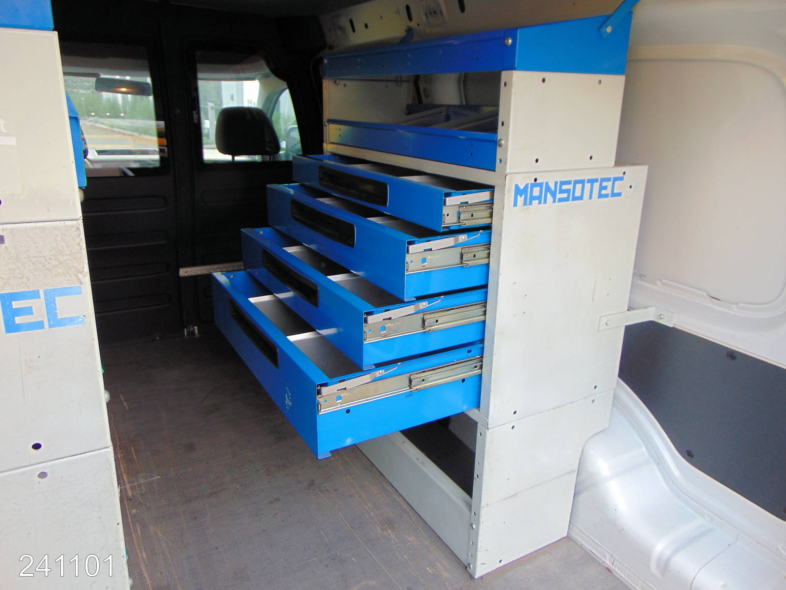 VW Caddy Maxi 2.0 TDI Klima-Regaleinbau-HFT, Interne Nummer: 241101 Bild Nr. 9