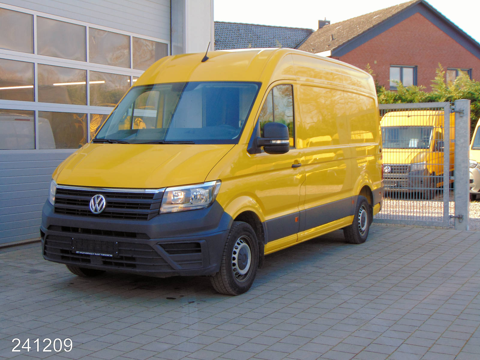 VW CRAFTER 35 2.0 TDI, Interne Nummer: 241209