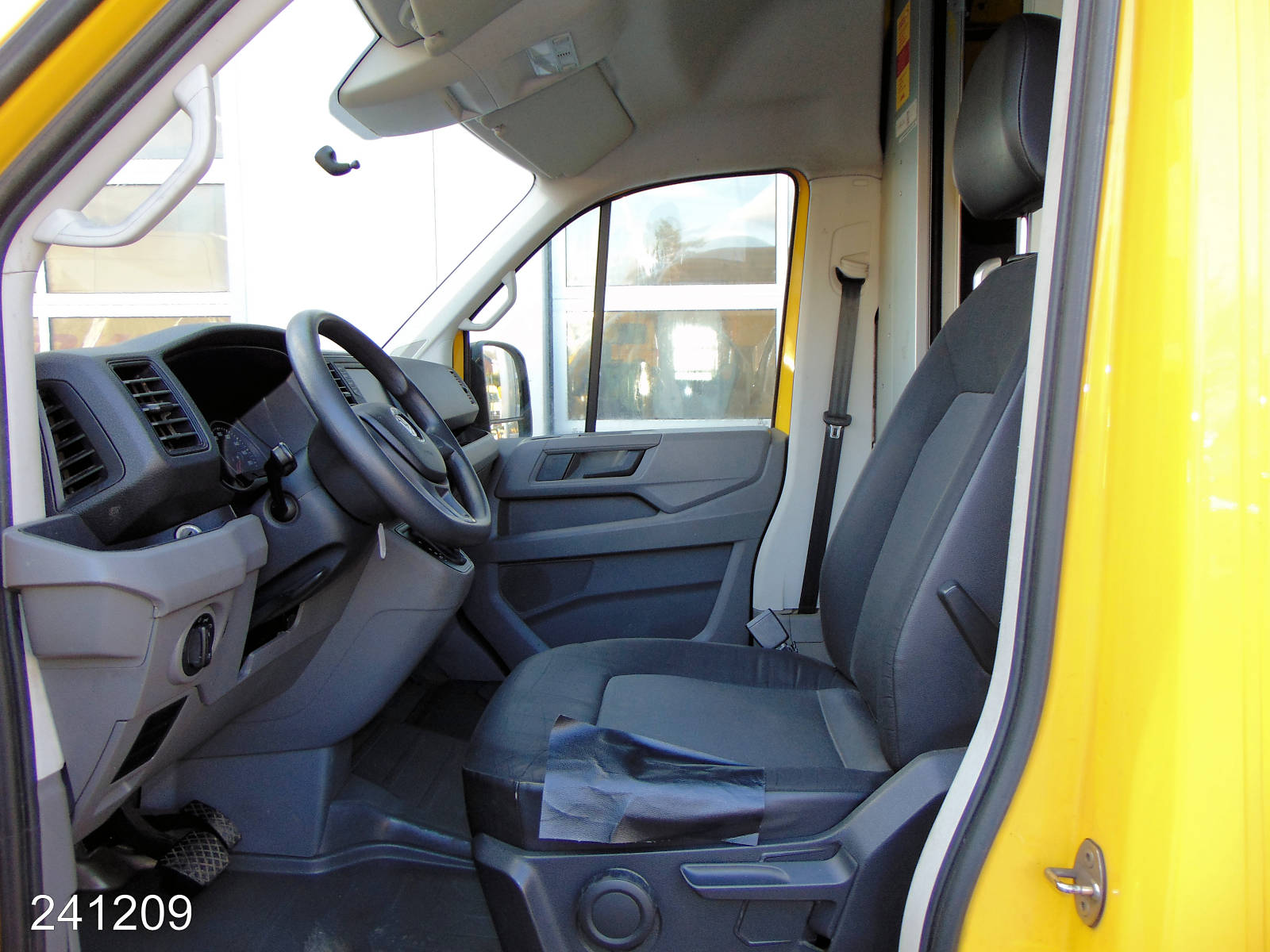VW Crafter 35 2.0 TDI DSG Regalsystem-Klima-Kamera, Interne Nummer: 241209 Bild Nr. 3