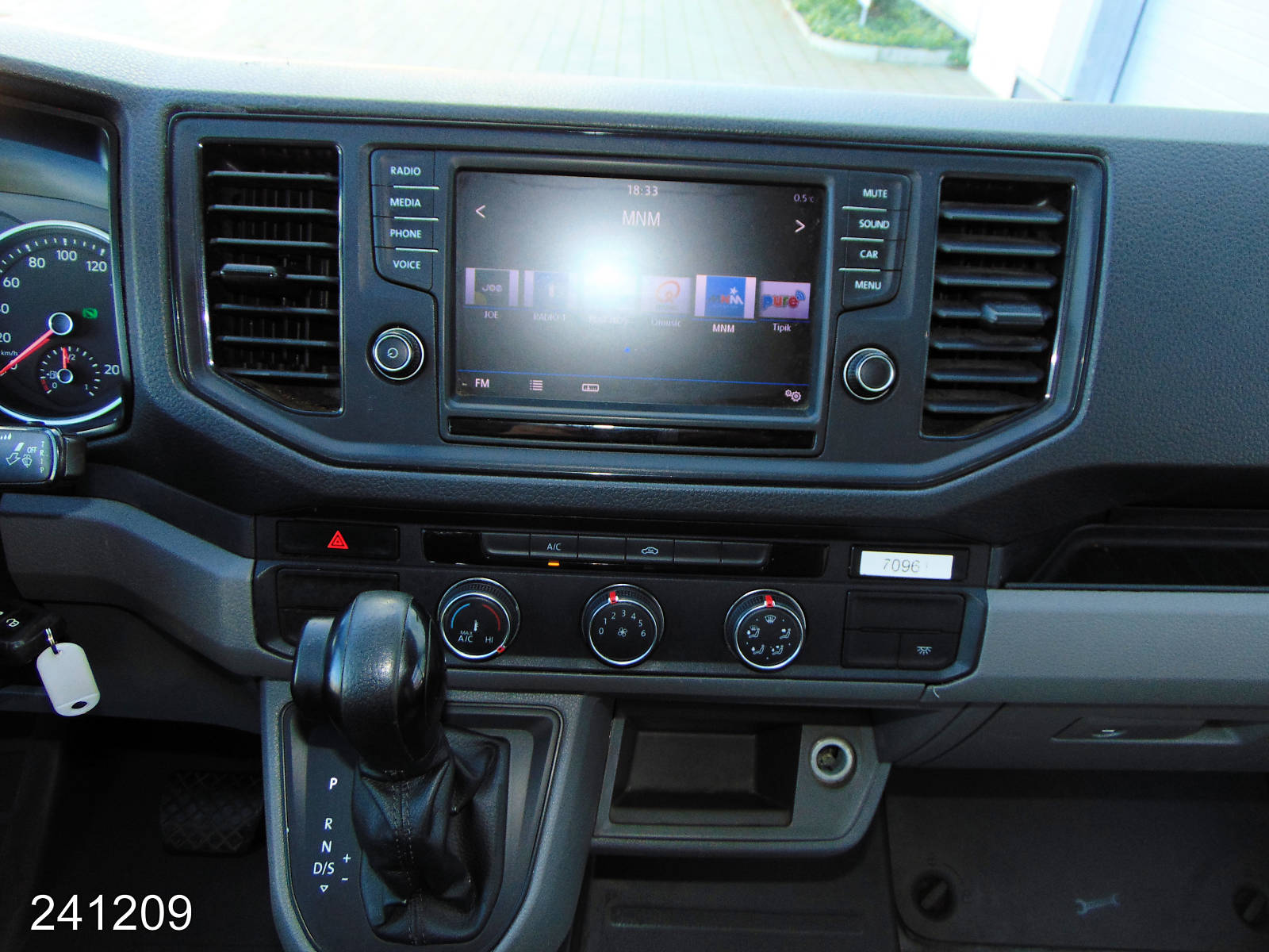 VW Crafter 35 2.0 TDI DSG Regalsystem-Klima-Kamera, Interne Nummer: 241209 Bild Nr. 6