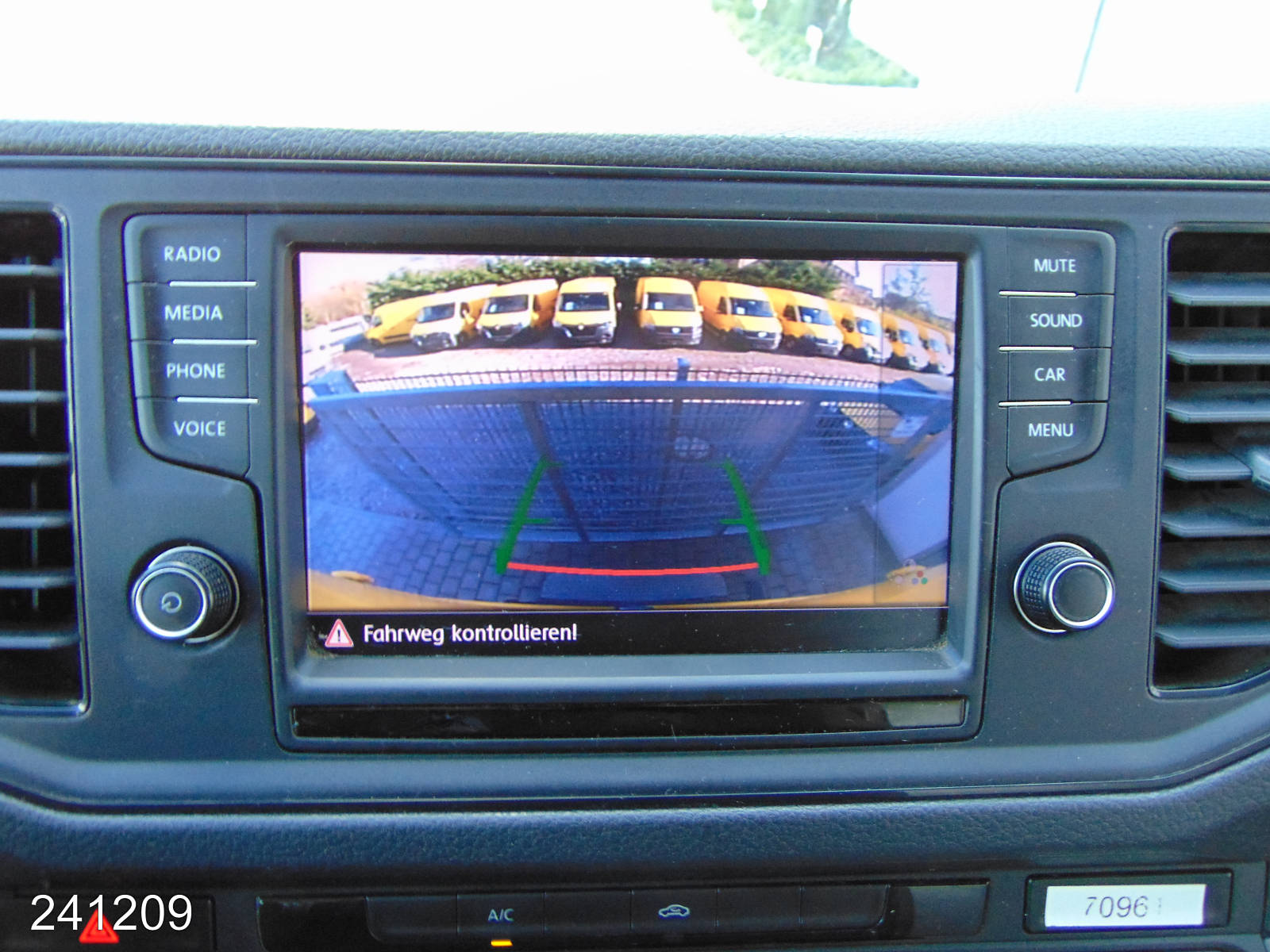 VW Crafter 35 2.0 TDI DSG Regalsystem-Klima-Kamera, Interne Nummer: 241209 Bild Nr. 7