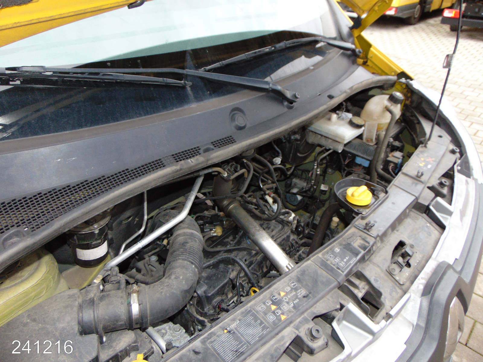 Renault Master 2.3 dCi 145 L2H2 Regalsystem-Klima-Kamera, Interne Nummer: 241216 Bild Nr. 11