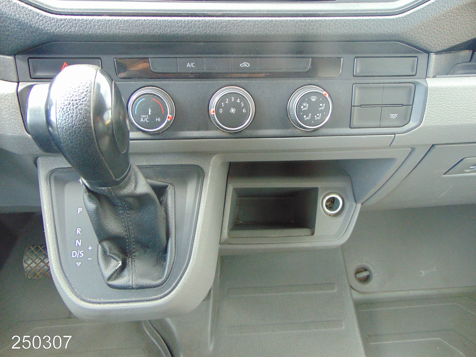 VW Crafter Maxi 2.0 TDI DSG Regalsystem-Klima-Kamera, Interne Nummer: 250307 Bild Nr. 7