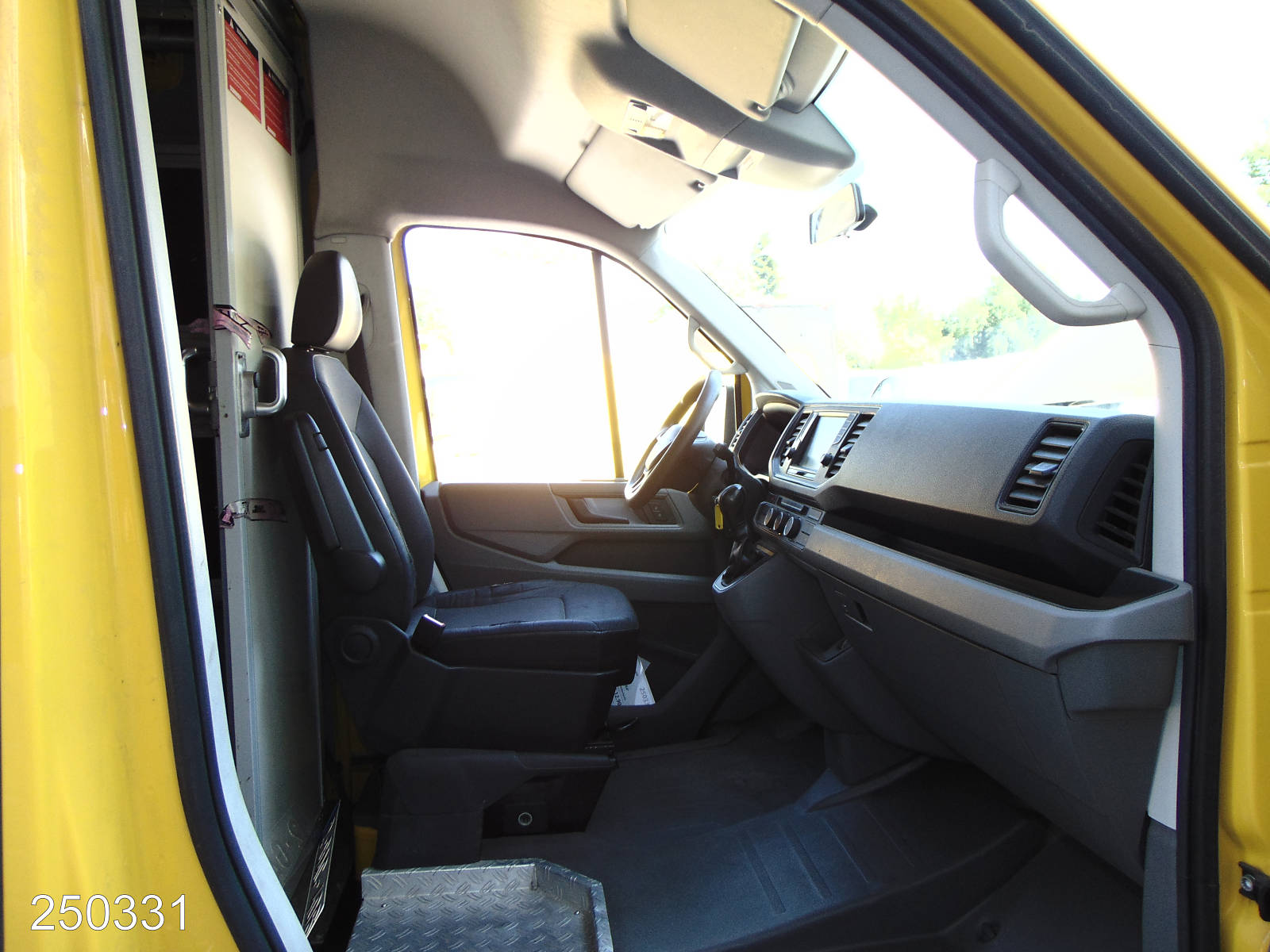 VW Crafter 35 2.0 TDI DSG Regalsystem-Klima-Kamera, Interne Nummer: 250331 Bild Nr. 8