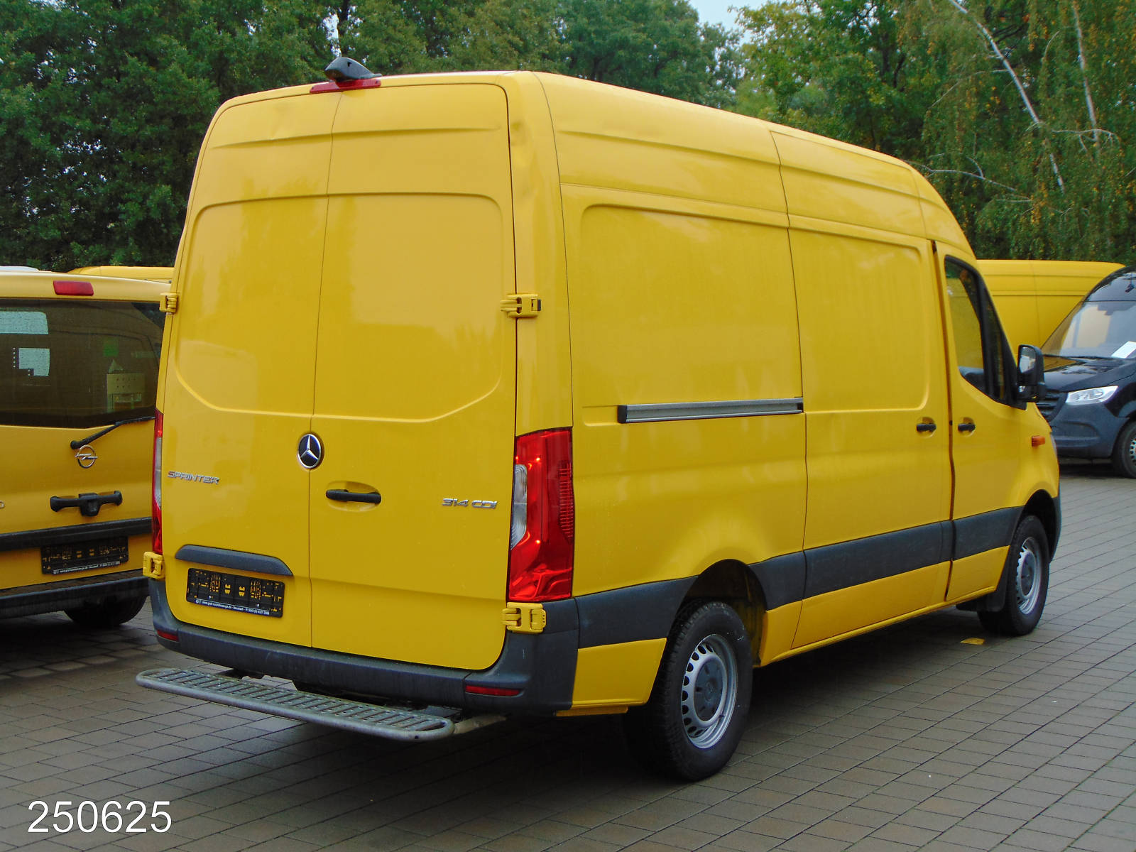 Mercedes Sprinter 314 CDI Regalsystem-Klima-Kamera, Interne Nummer: 250625 Bild Nr. 2
