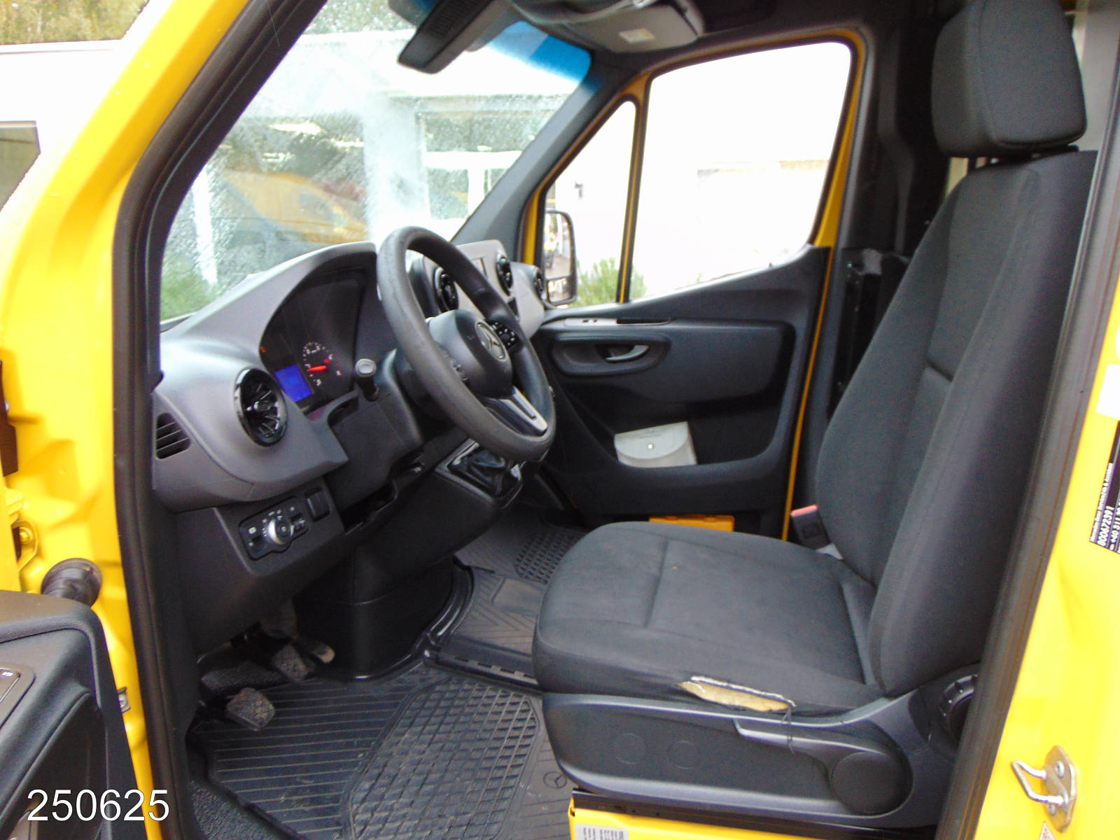 Mercedes Sprinter 314 CDI Regalsystem-Klima-Kamera, Interne Nummer: 250625 Bild Nr. 3