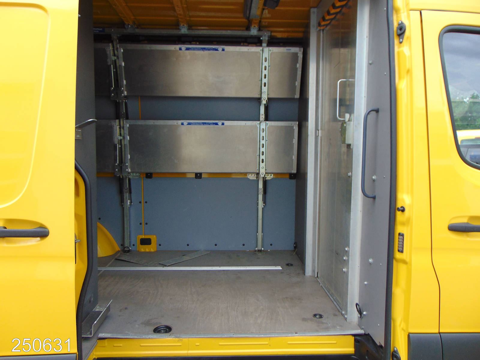 Mercedes Sprinter 314 CDI Regalsystem-Klima-Kamera, Interne Nummer: 250631 Bild Nr. 10