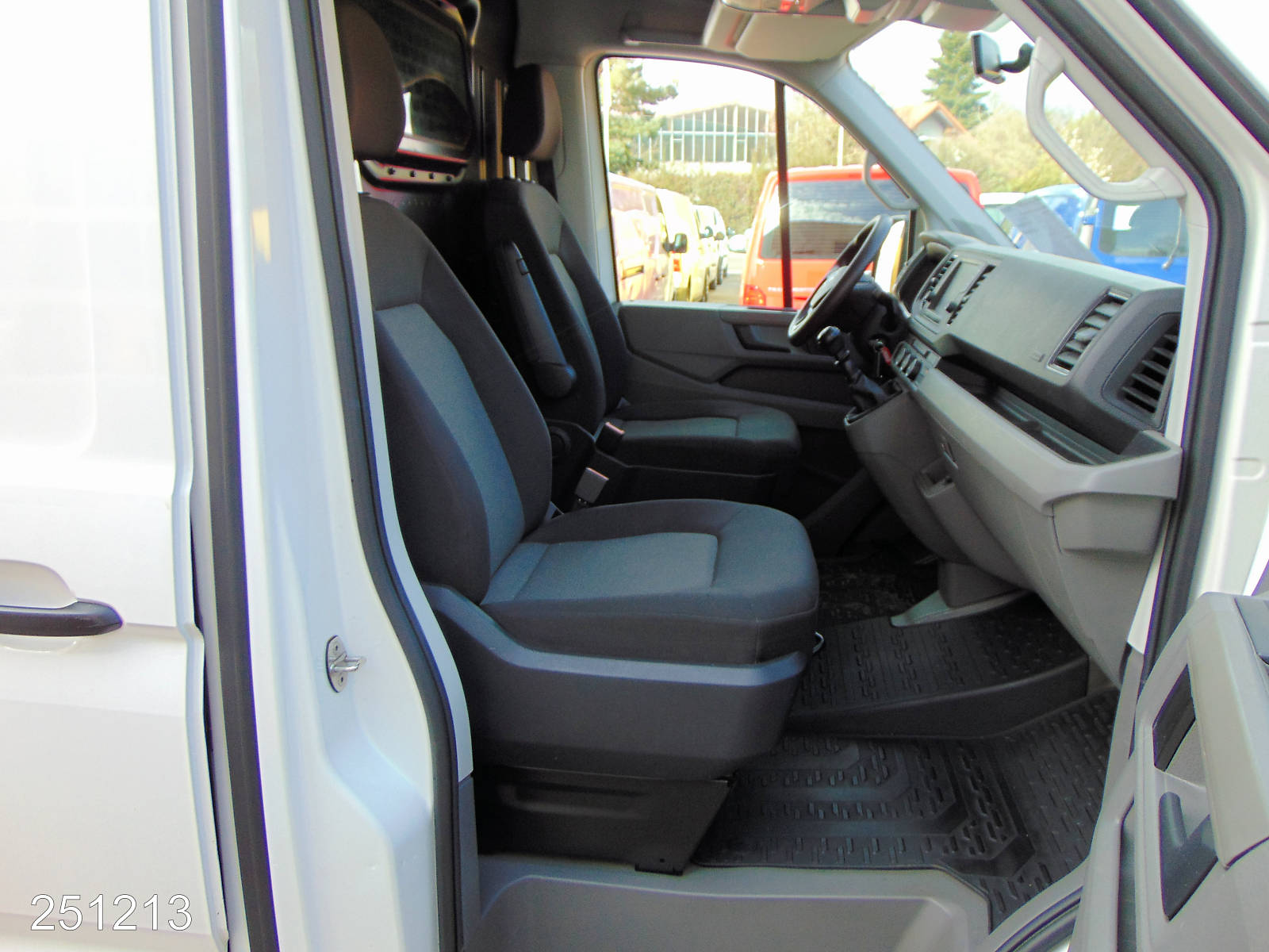 VW Crafter 2.0 TDI Klima-Kamera, Interne Nummer: 251213 Bild Nr. 8