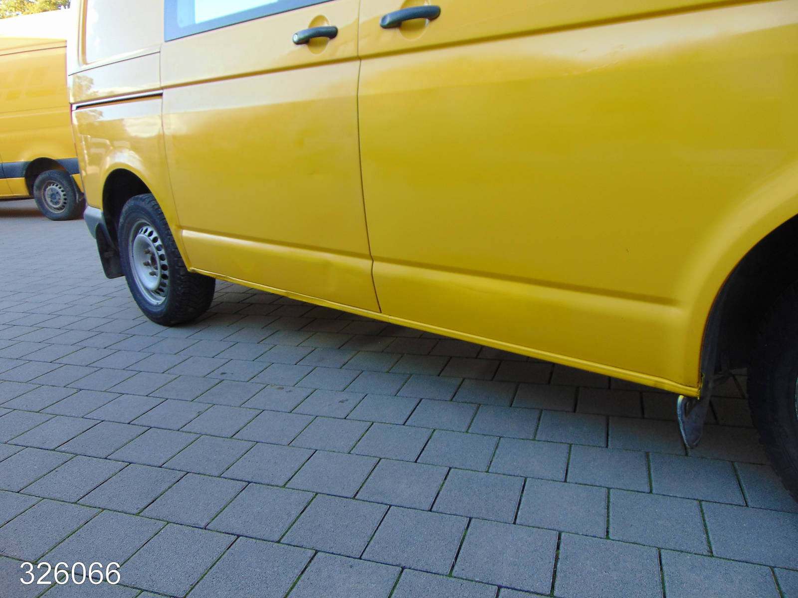 VW T5 Transporter 2.0 TDI 2x Schiebetür-3 Sitzer, Interne Nummer: 326066 Bild Nr. 12