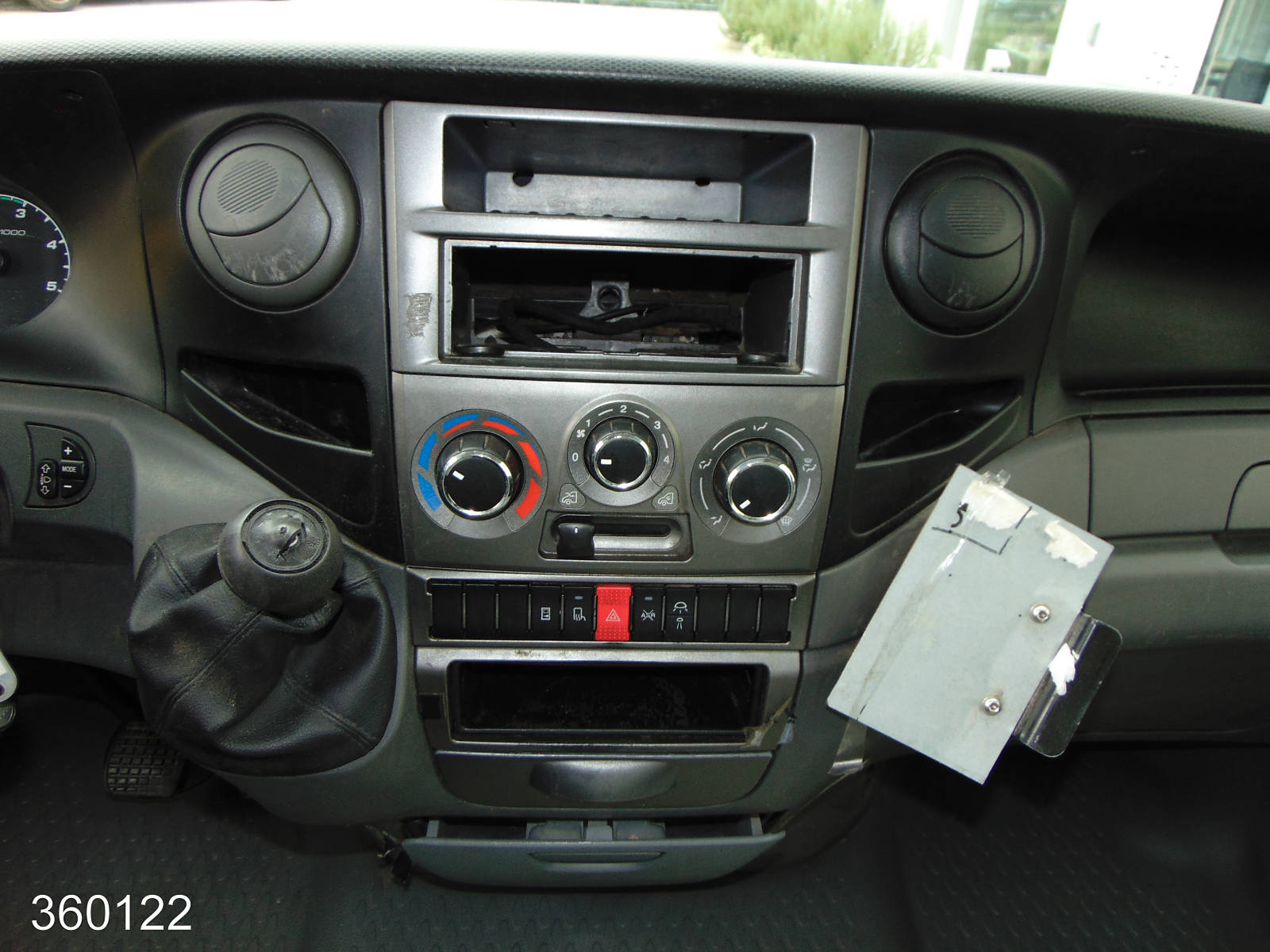 Iveco Daily 35 S 11 A / P Maxi Postkoffer Regalsystem, Interne Nummer: 360122 Bild Nr. 6