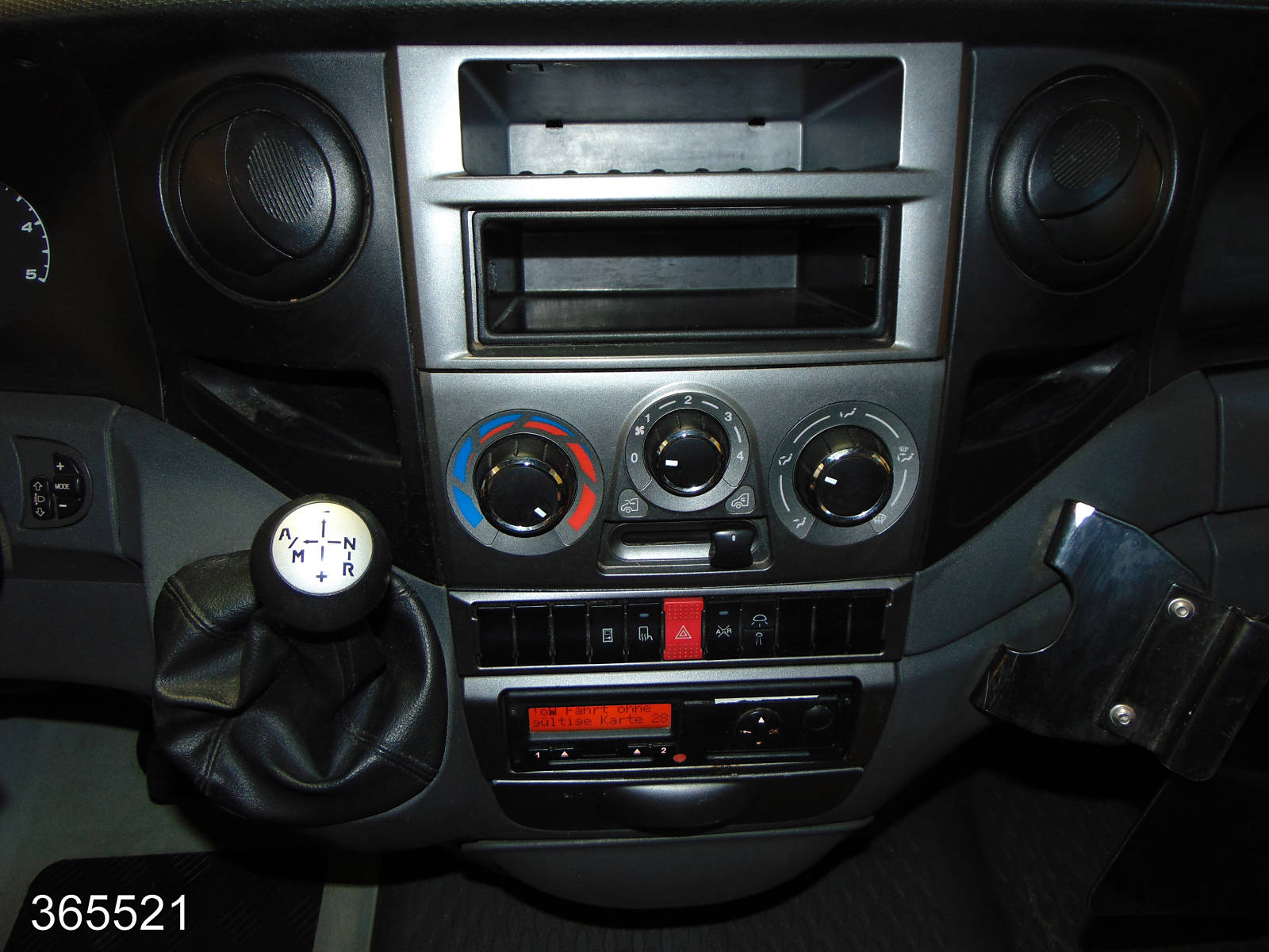 Iveco Daily 50 C 15 Postkoffer Regalsystem-Kamera, Interne Nummer: 365521 Bild Nr. 6