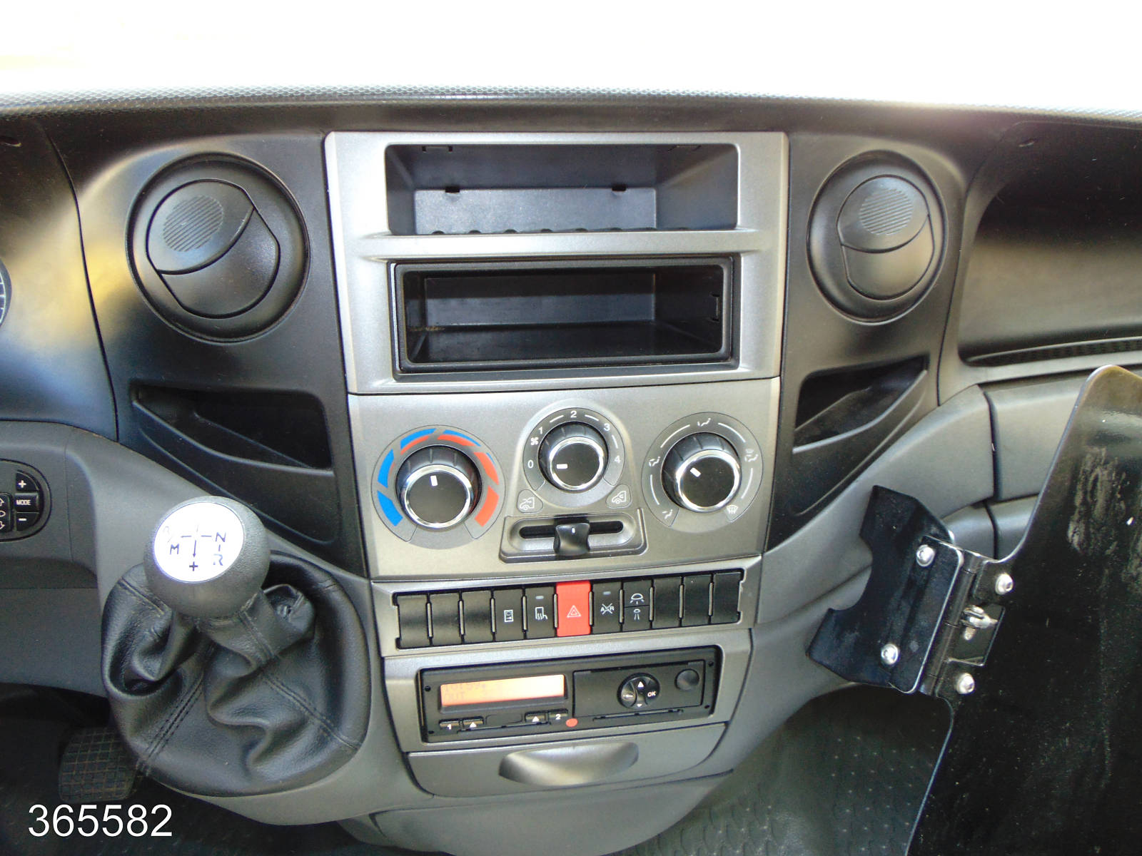 Iveco Daily 50 C 15 Postkoffer Regalsystem-Kamera, Interne Nummer: 365582 Bild Nr. 5