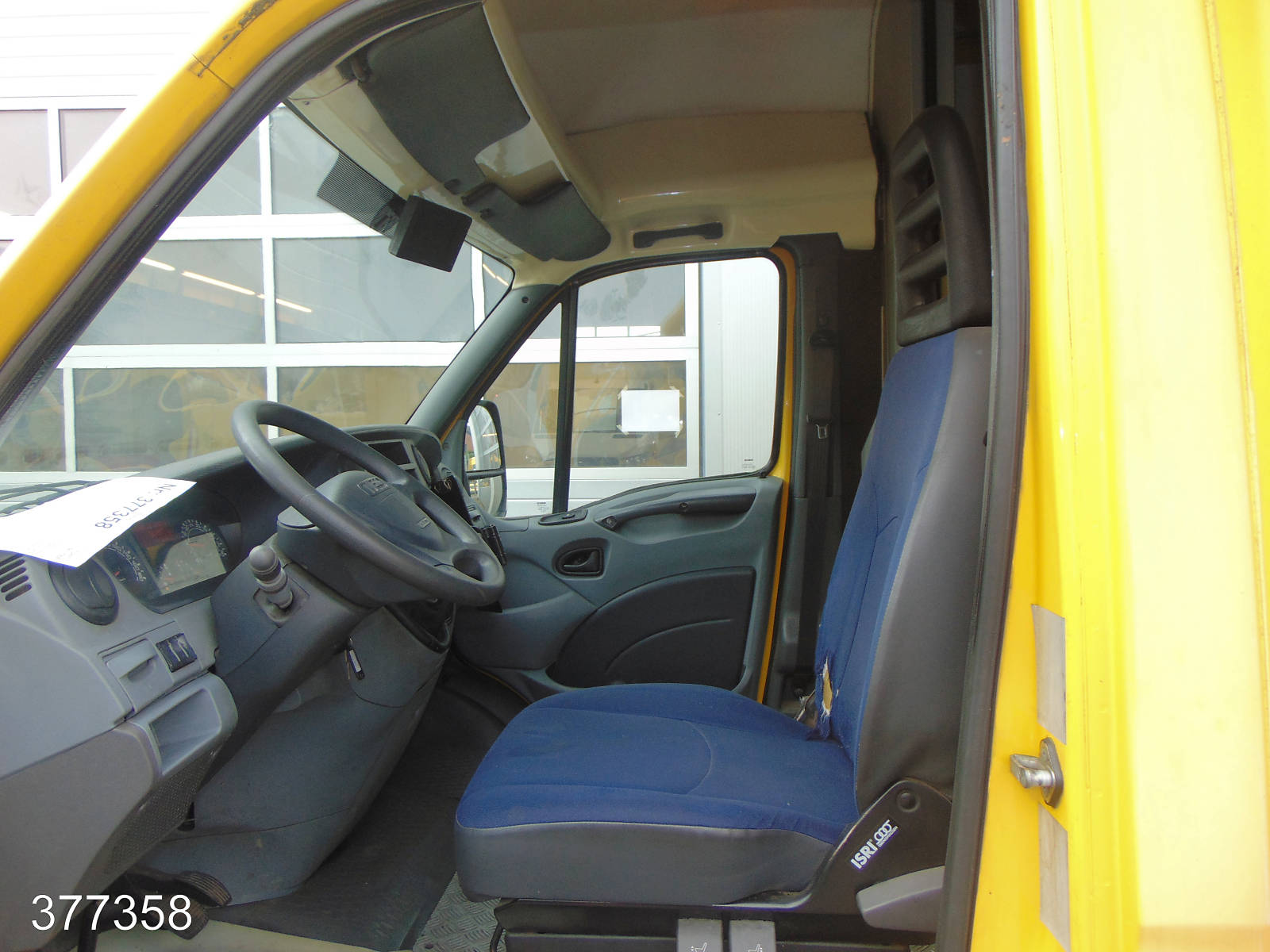 Iveco Daily 35 S 12 A / P Maxi Postkoffer Regalsystem, Interne Nummer: 377358 Bild Nr. 3