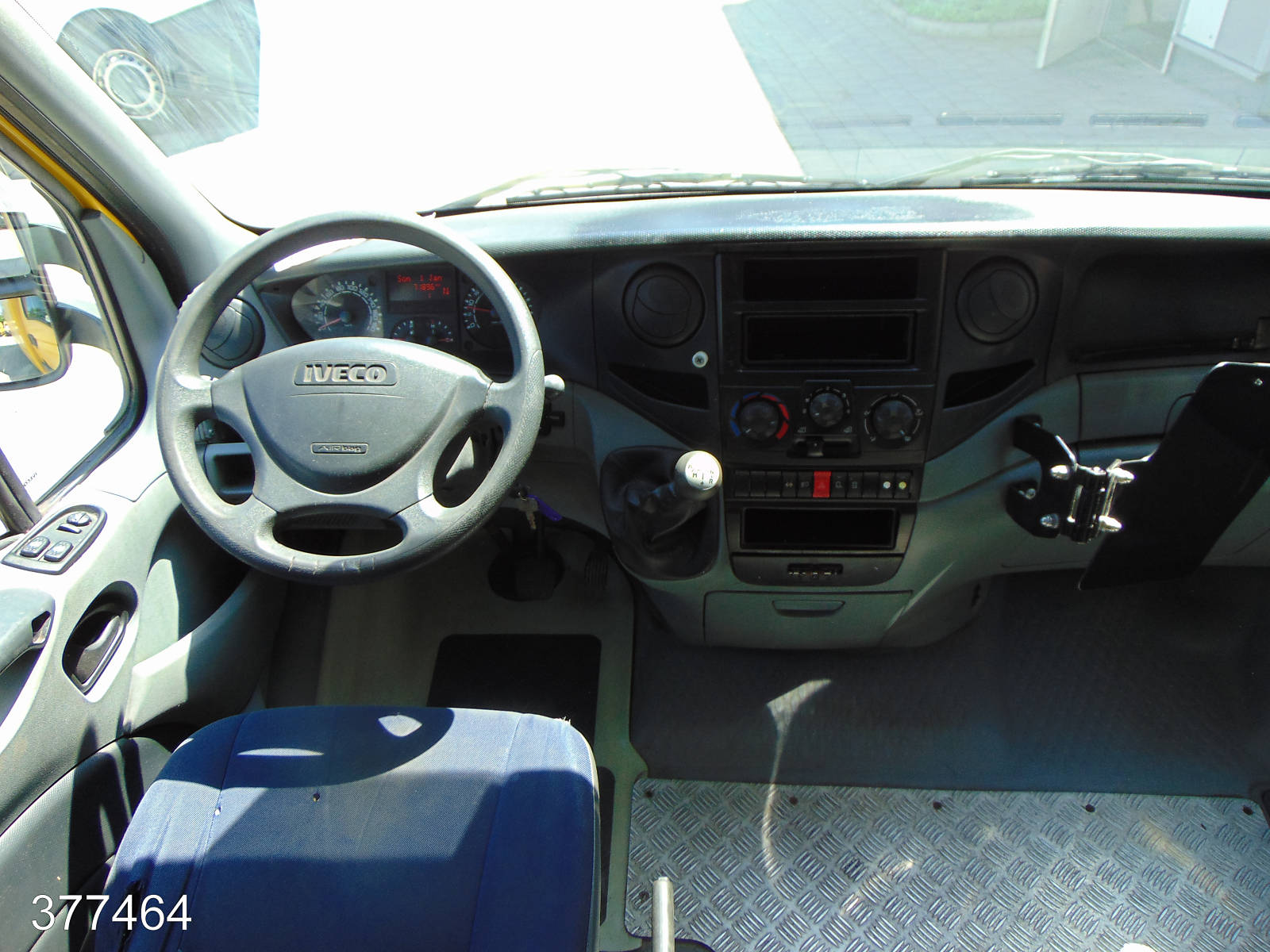 Iveco Daily 35 S 12 A / P Maxi Postkoffer Regalsystem, Interne Nummer: 377464 Bild Nr. 4