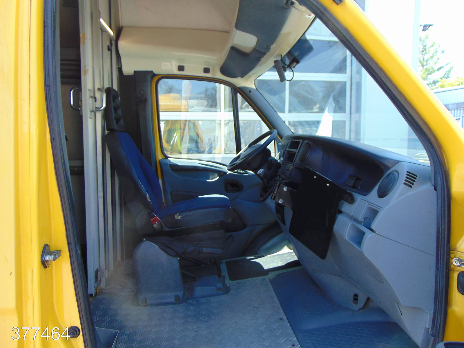 Iveco Daily 35 S 12 A / P Maxi Postkoffer Regalsystem, Interne Nummer: 377464 Bild Nr. 8