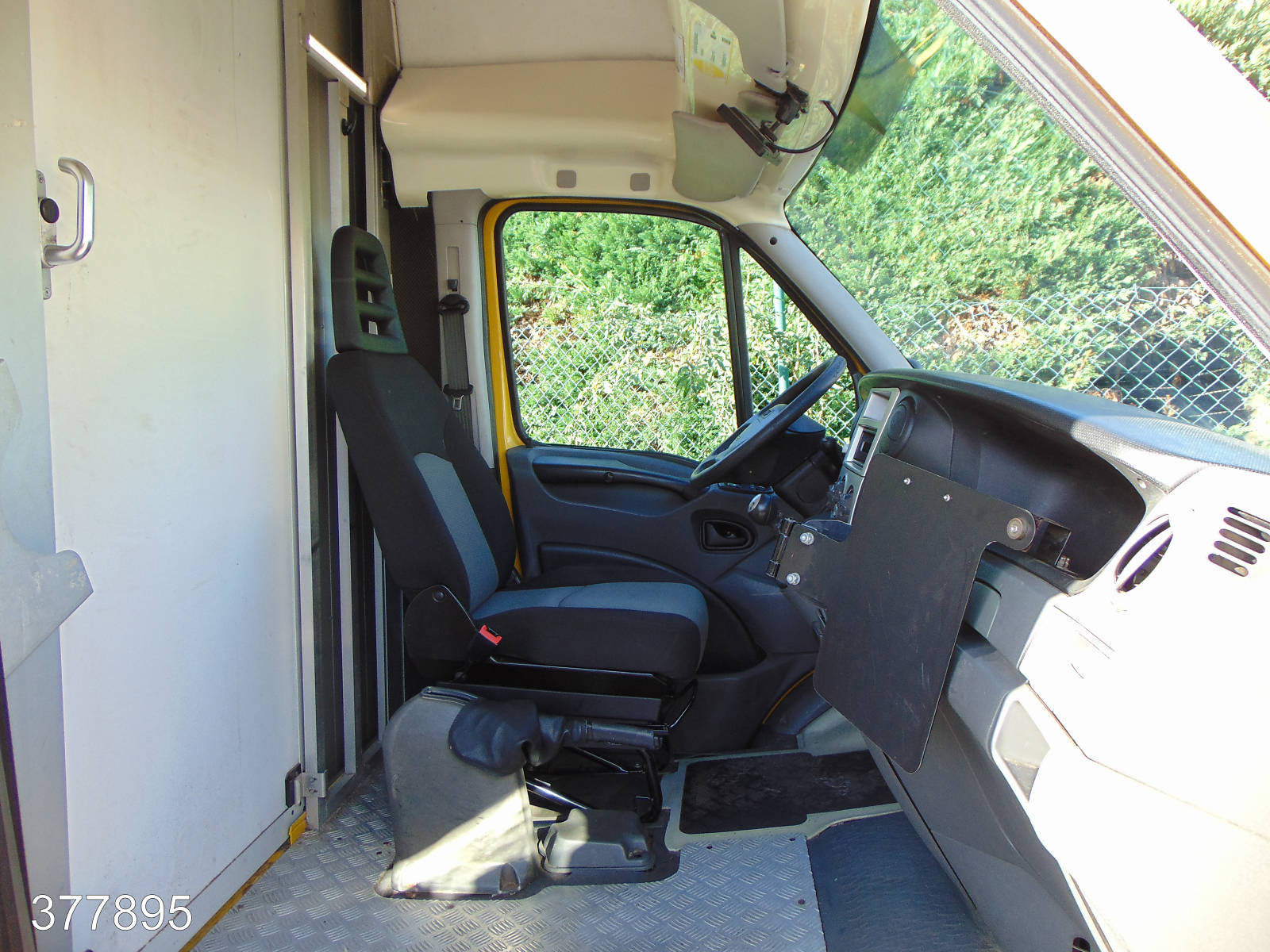 Iveco Daily 35 S 11 A / P Maxi Postkoffer Regalsystem, Interne Nummer: 377895 Bild Nr. 8