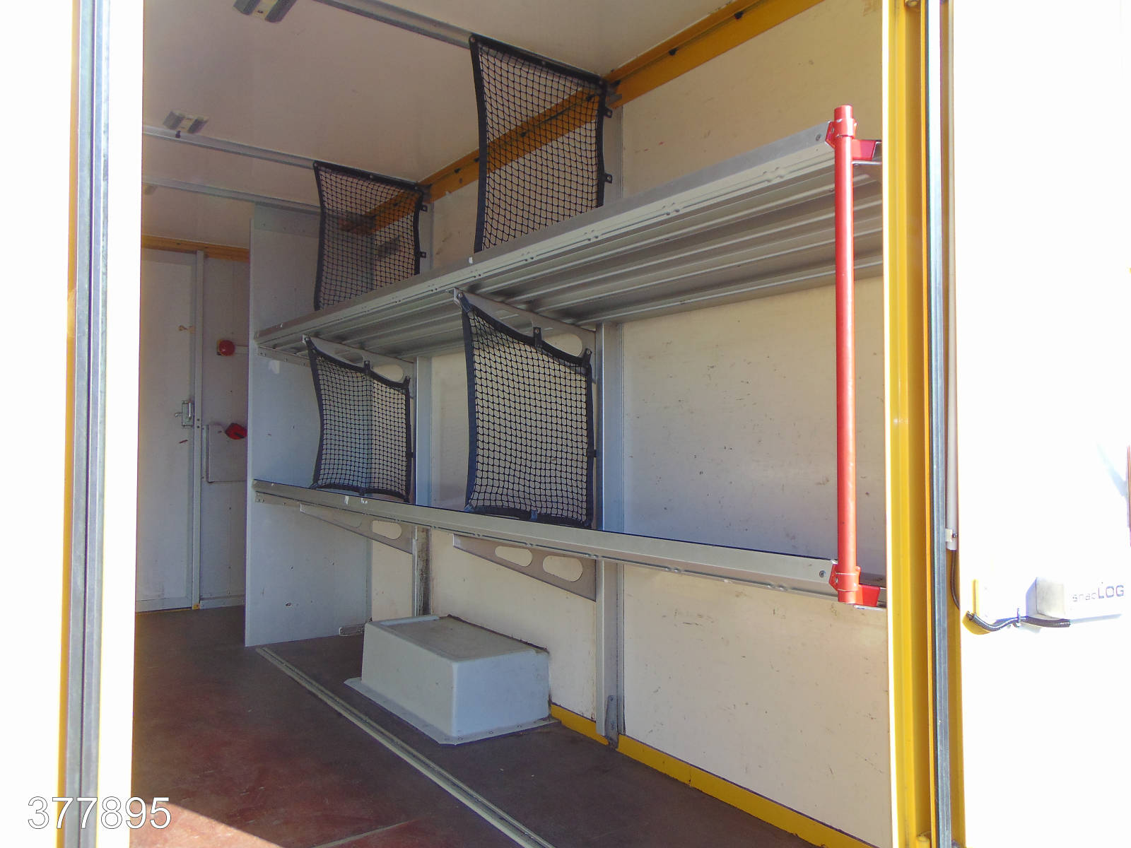Iveco Daily 35 S 11 A / P Maxi Postkoffer Regalsystem, Interne Nummer: 377895 Bild Nr. 11
