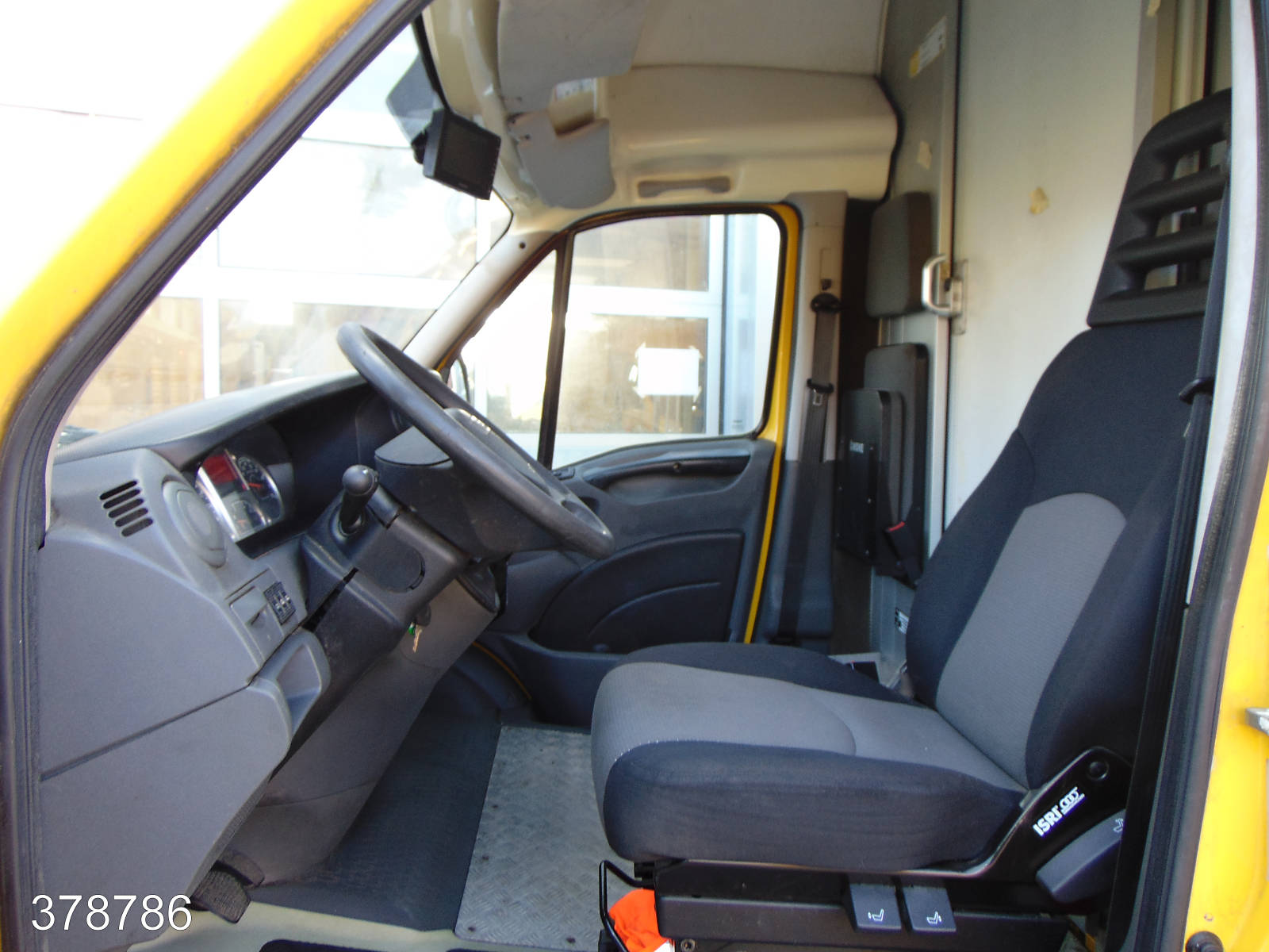 Iveco Daily 35 S 11 A / P Maxi Postkoffer Regalsystem, Interne Nummer: 378786 Bild Nr. 3