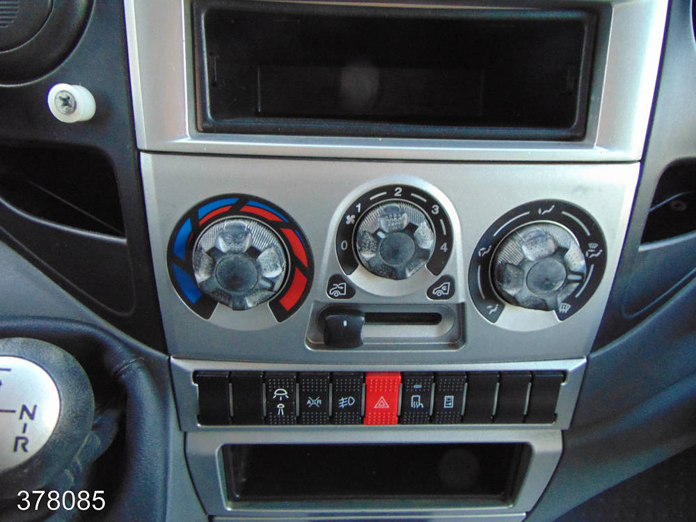 Iveco Daily 35 S 11 A / P Maxi Postkoffer Regalsystem, Interne Nummer: 378805 Bild Nr. 6