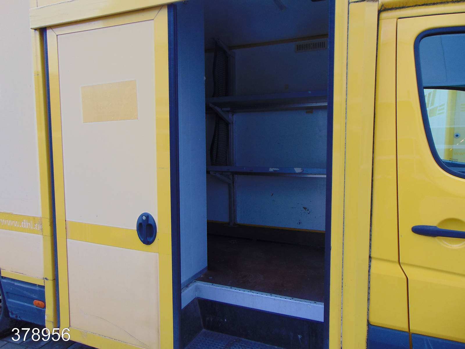 Mercedes Sprinter 310 CDI Maxi Kamera-Regalsystem, Interne Nummer: 378956 Bild Nr. 10