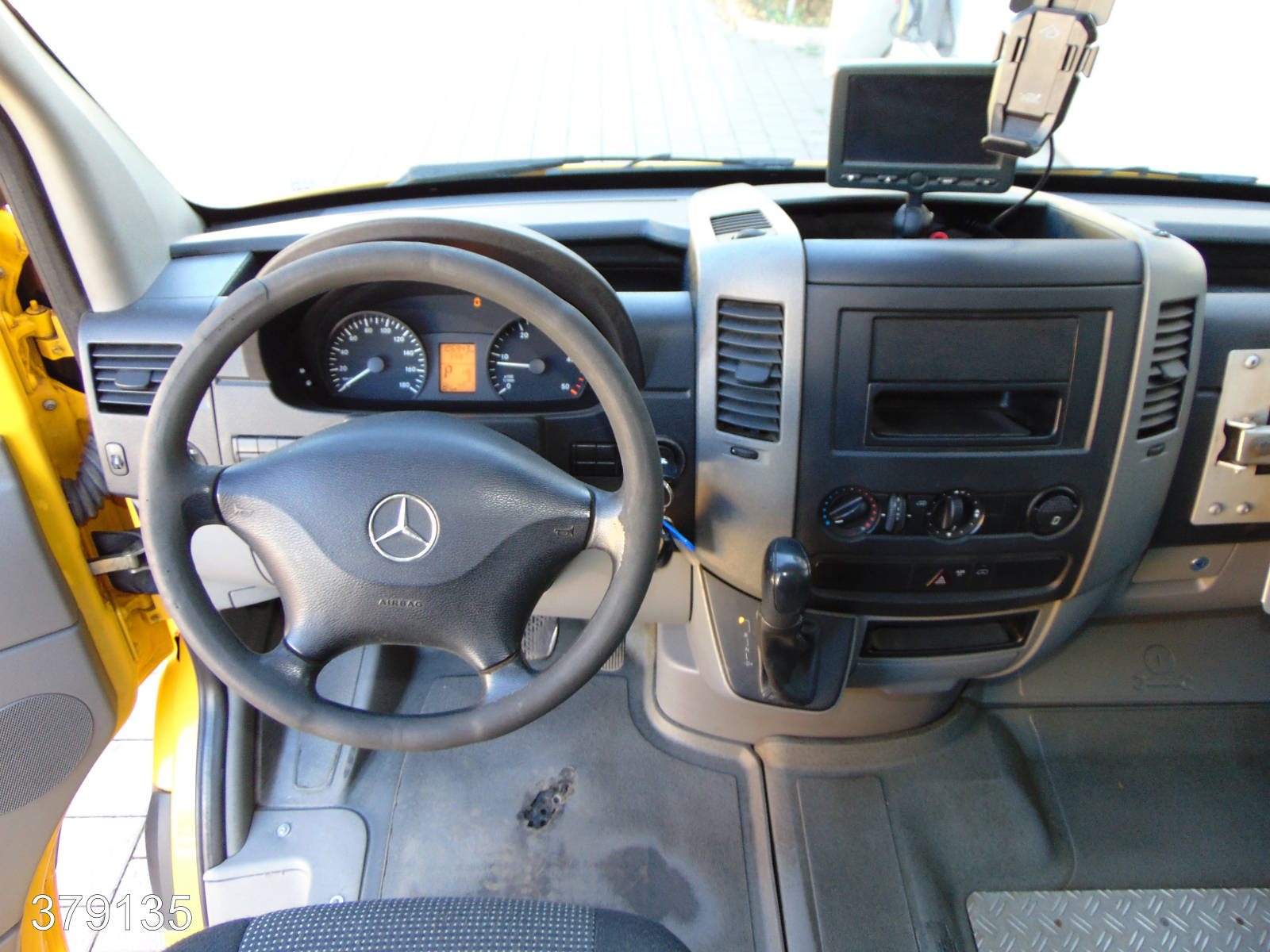 Mercedes Sprinter 310 CDI Maxi Kamera-Regalsystem, Interne Nummer: 379135 Bild Nr. 4