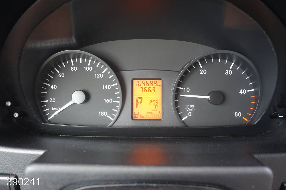 Mercedes Sprinter 310 CDI Maxi Kamera-Regalsystem, Interne Nummer: 390241 Bild Nr. 5