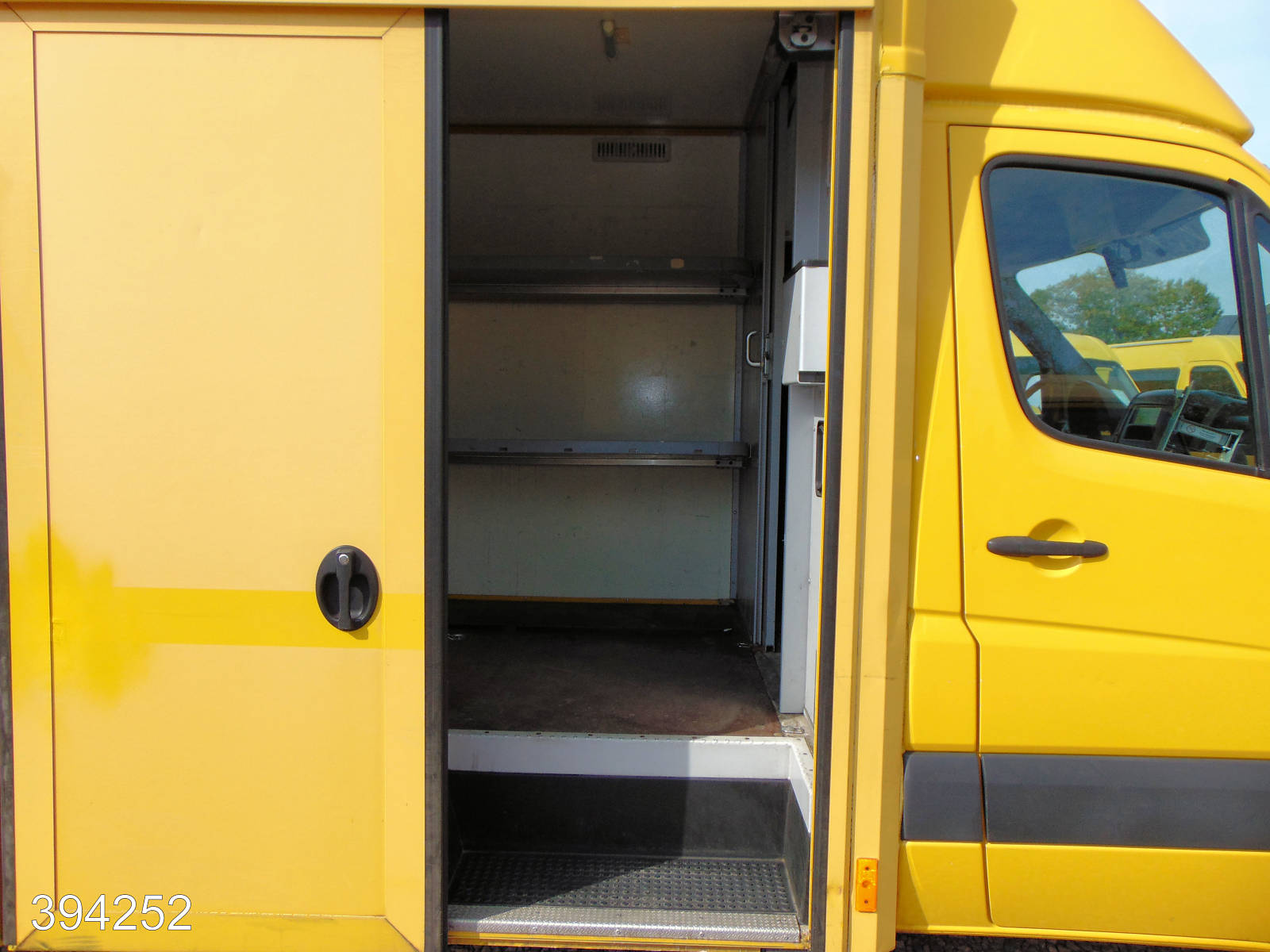 Mercedes Sprinter 310 CDI Maxi / SAXAS-COC-Kamera-Regalsytem, Interne Nummer: 394252 Bild Nr. 11