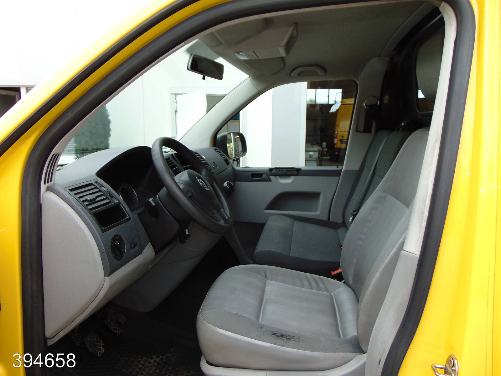 VW T5 Transporter 2.0 TDI 2x Schiebetür-3 Sitzer, Interne Nummer: 394658 Bild Nr. 3