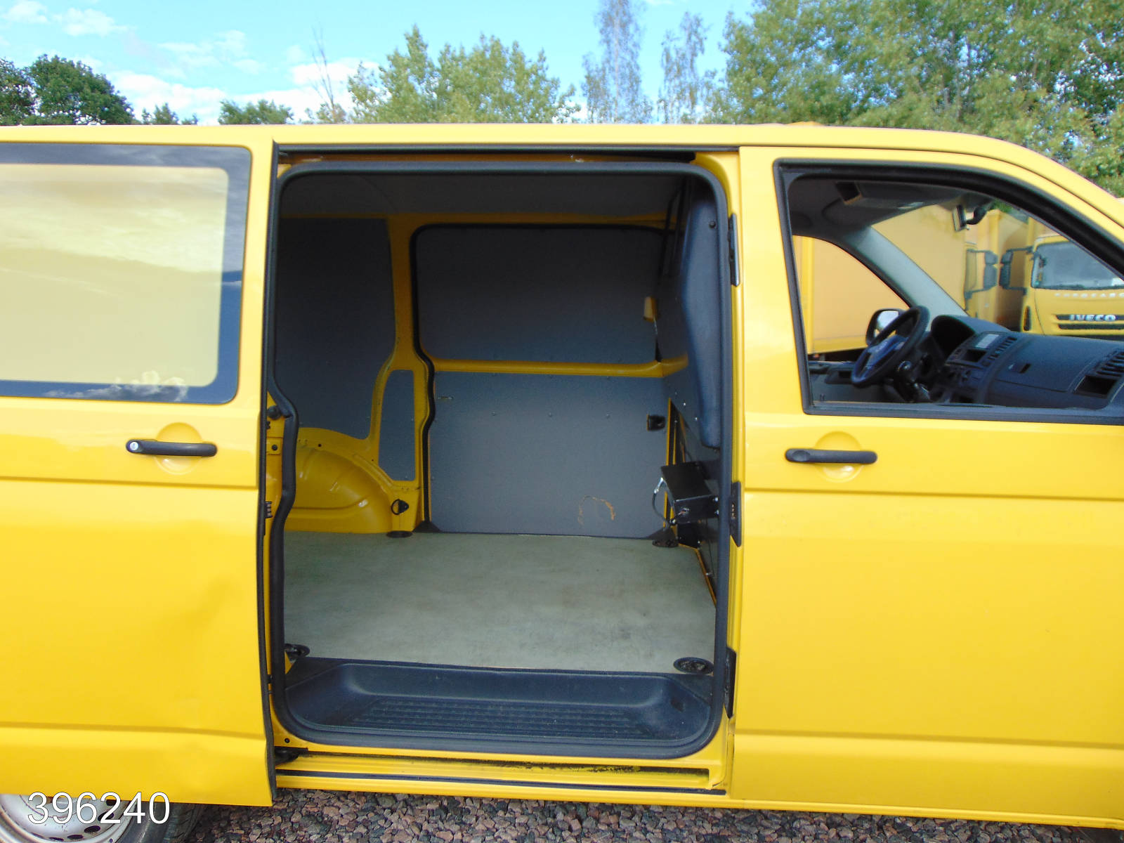 VW T5 Transporter 2.0 TDI 2x Schiebetür-3 Sitzer, Interne Nummer: 396240 Bild Nr. 9