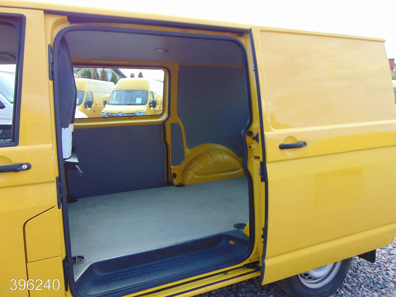 VW T5 Transporter 2.0 TDI 2x Schiebetür-3 Sitzer, Interne Nummer: 396240 Bild Nr. 10