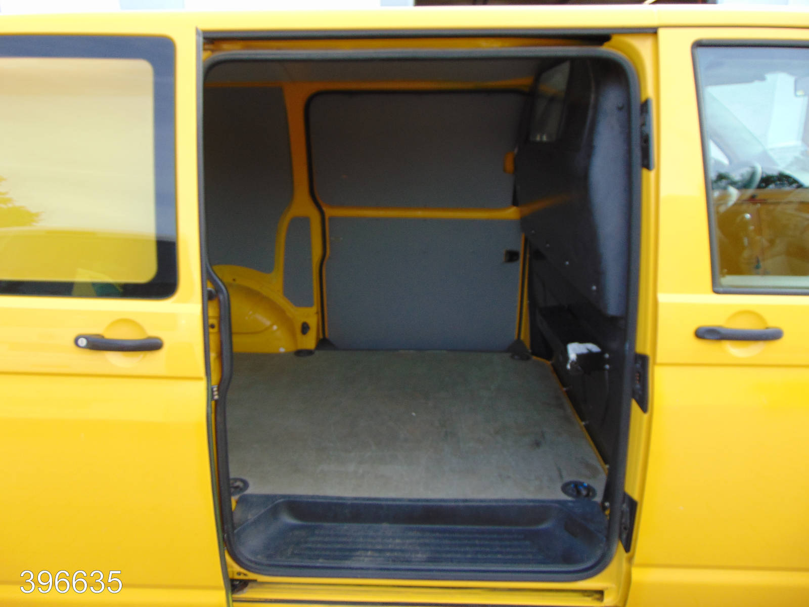 VW T5 Transporter 2.0 TDI 2x Schiebetür-3 Sitzer, Interne Nummer: 396635 Bild Nr. 10